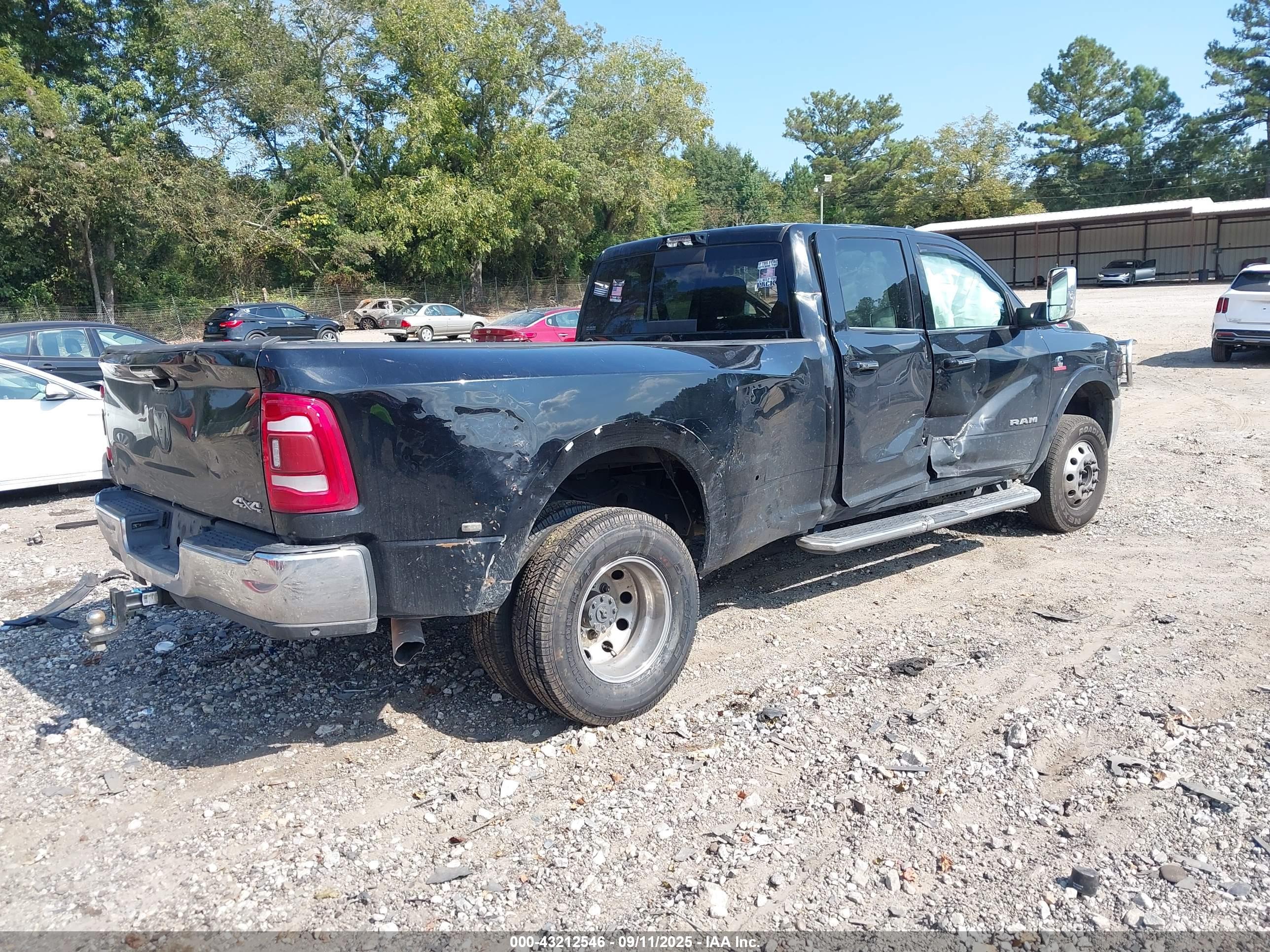 RAM 3500 image 4