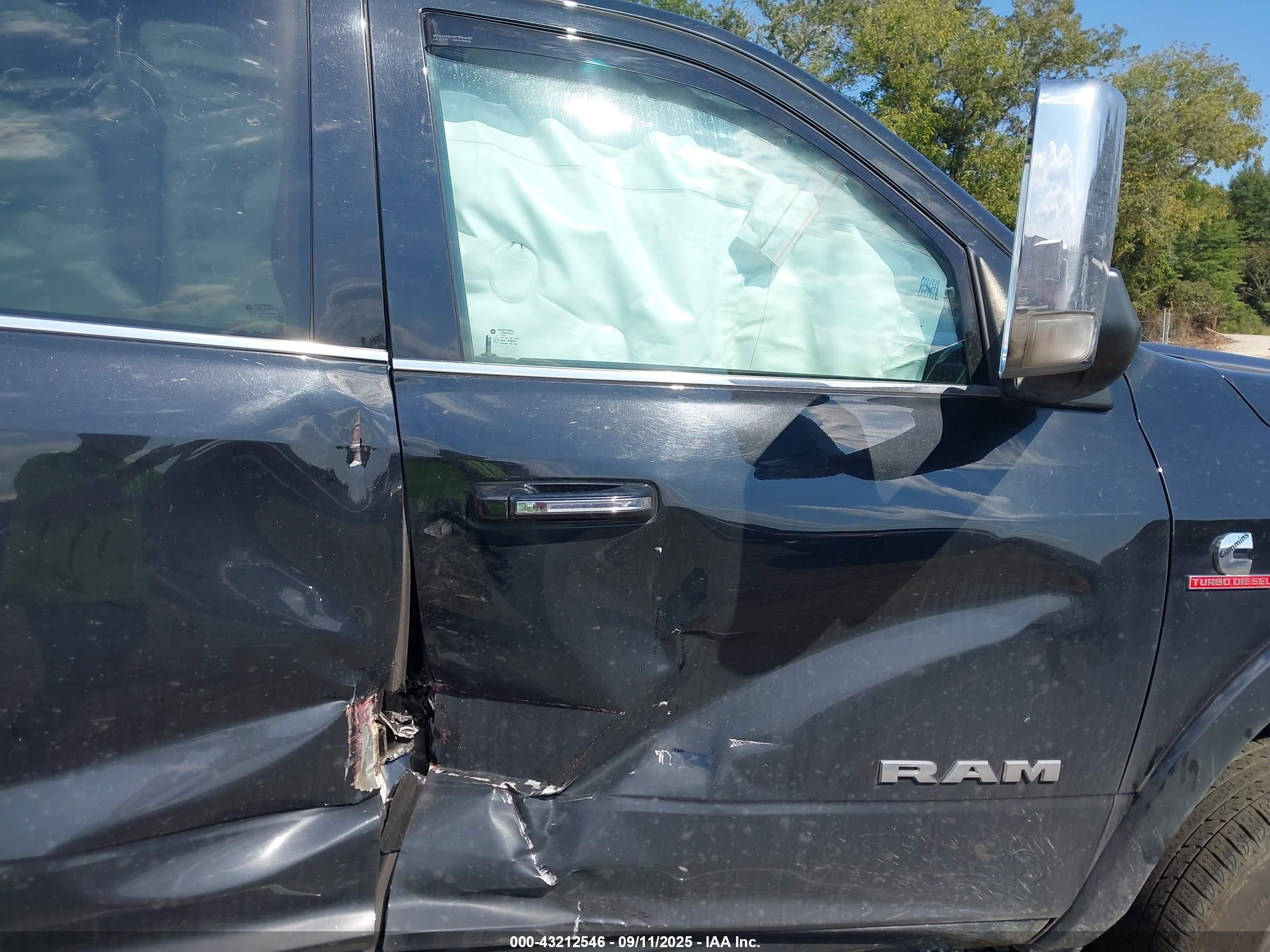 RAM 3500 image 5