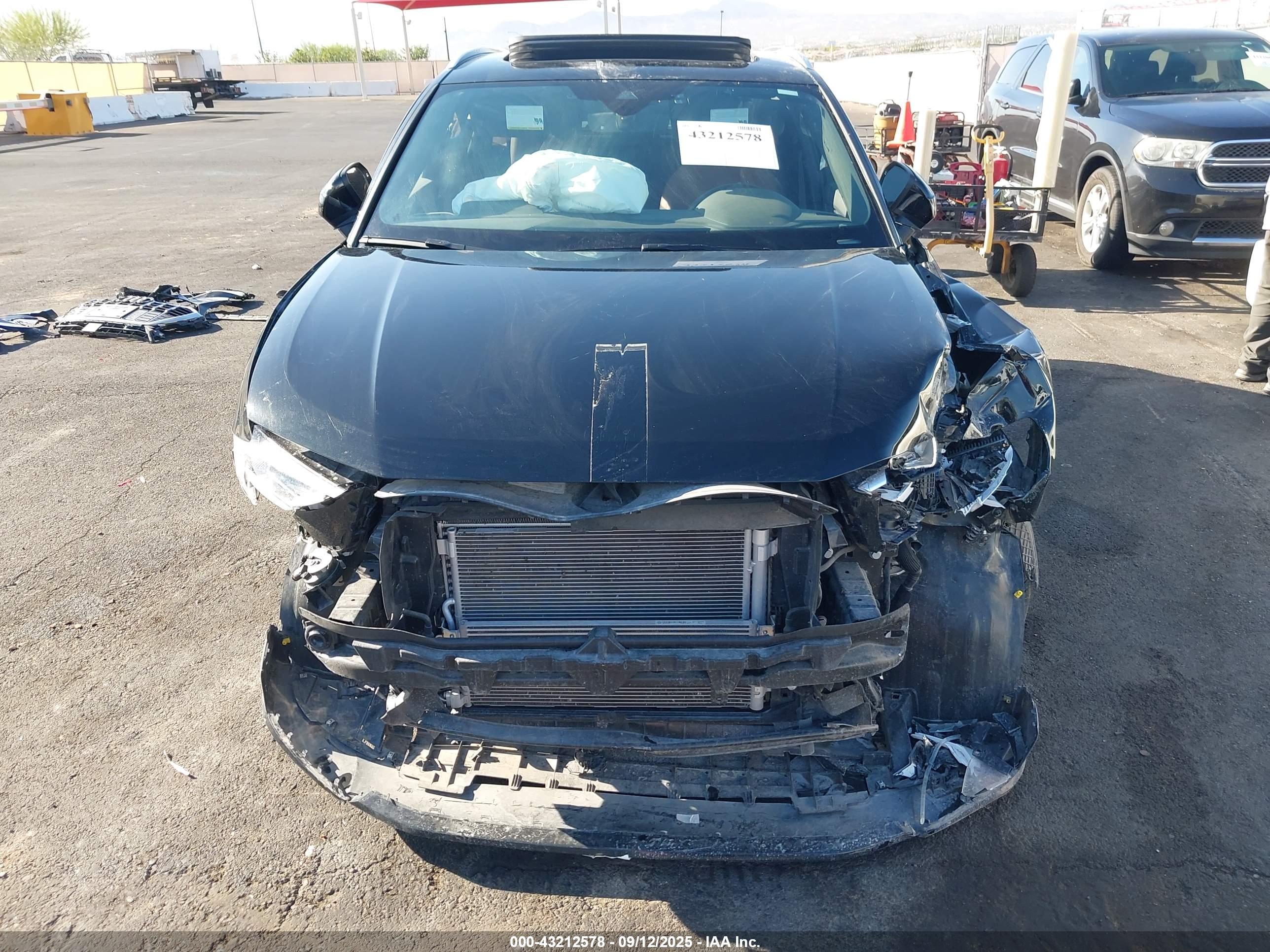 AUDI Q3 image 6