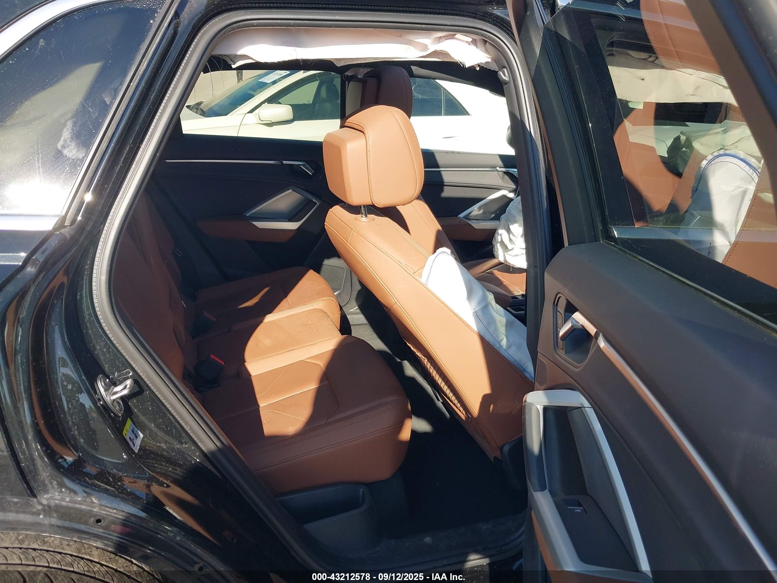 AUDI Q3 image 8