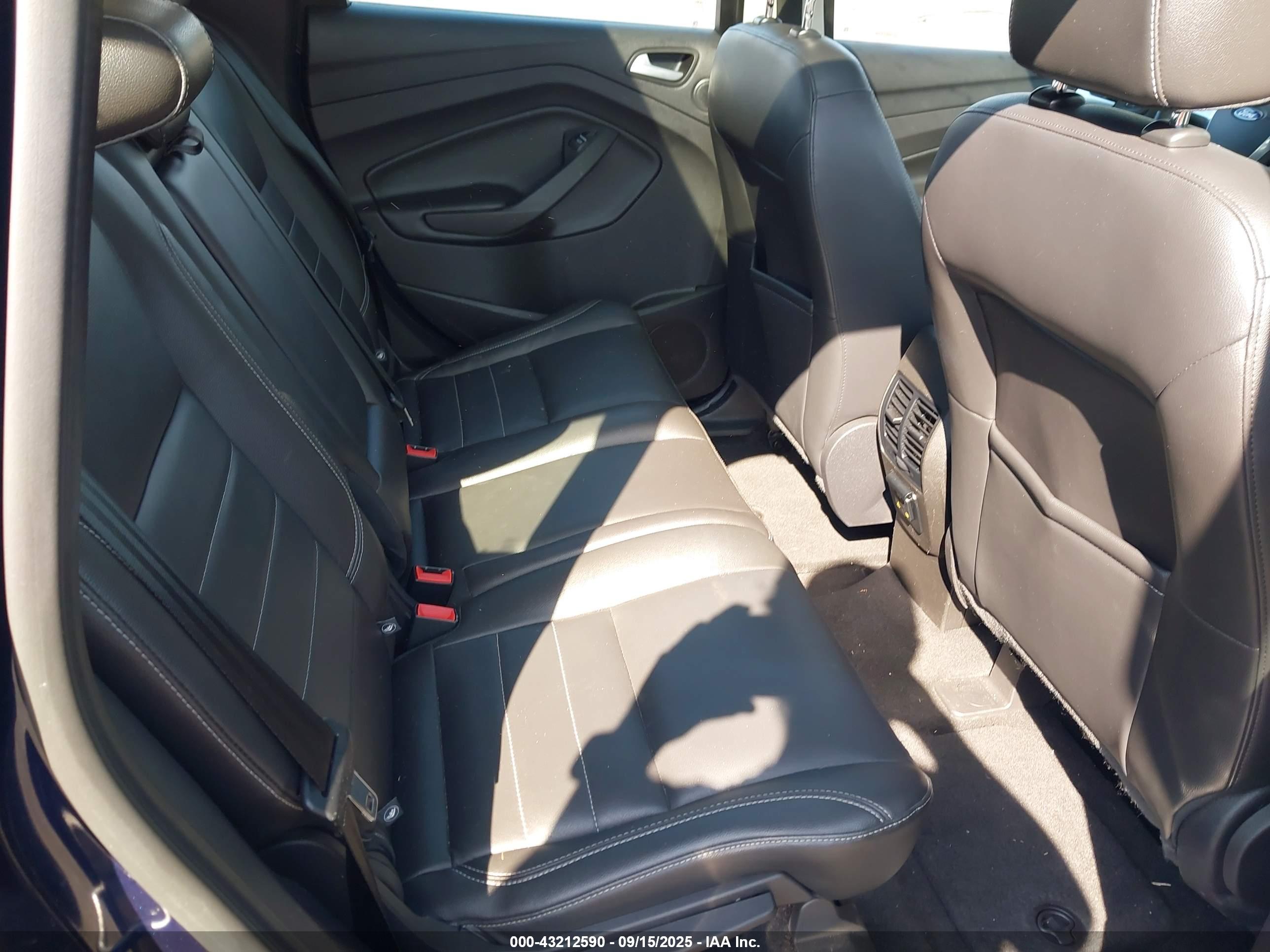 FORD C-MAX image 8