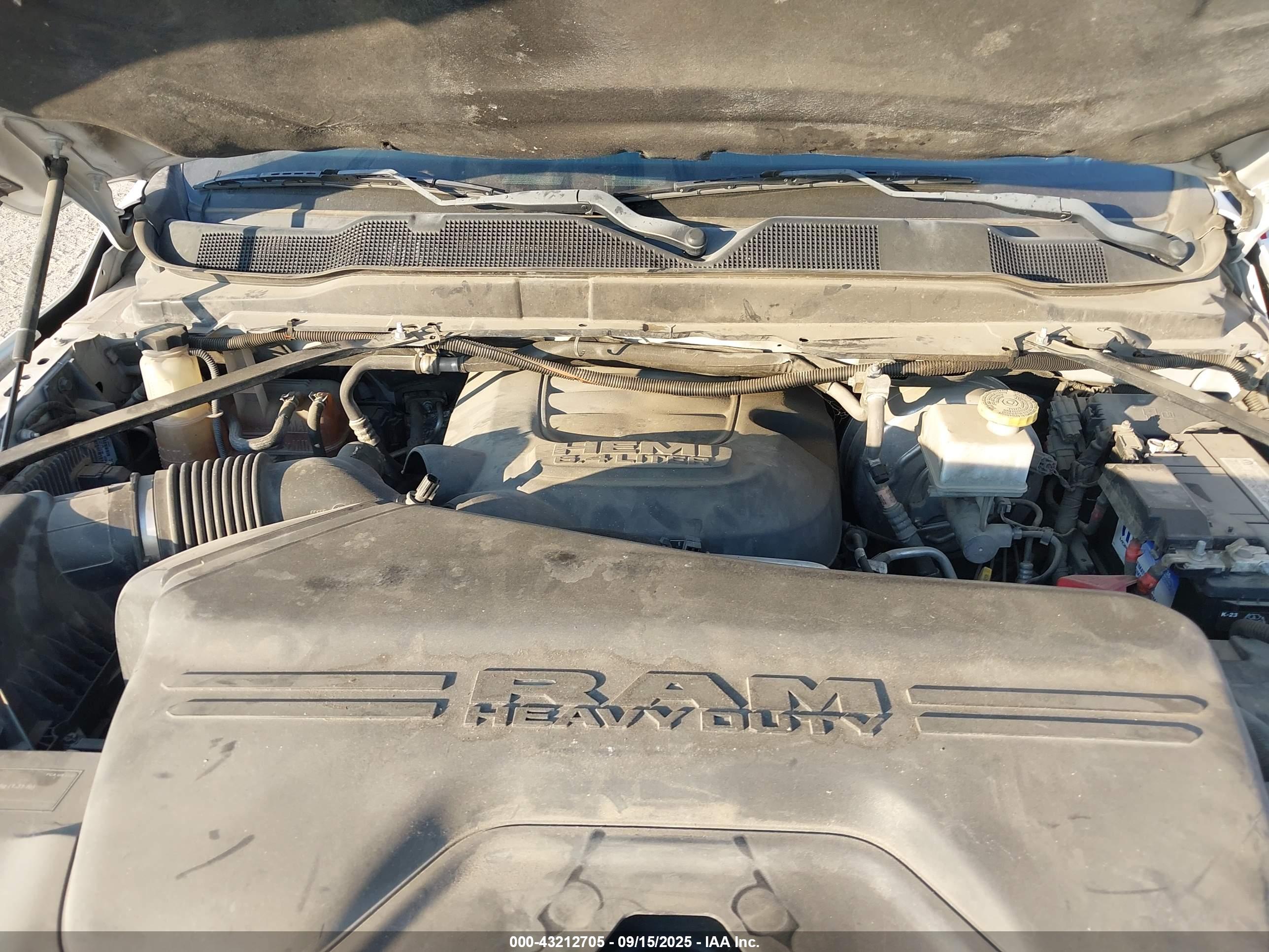 RAM 2500 image 10