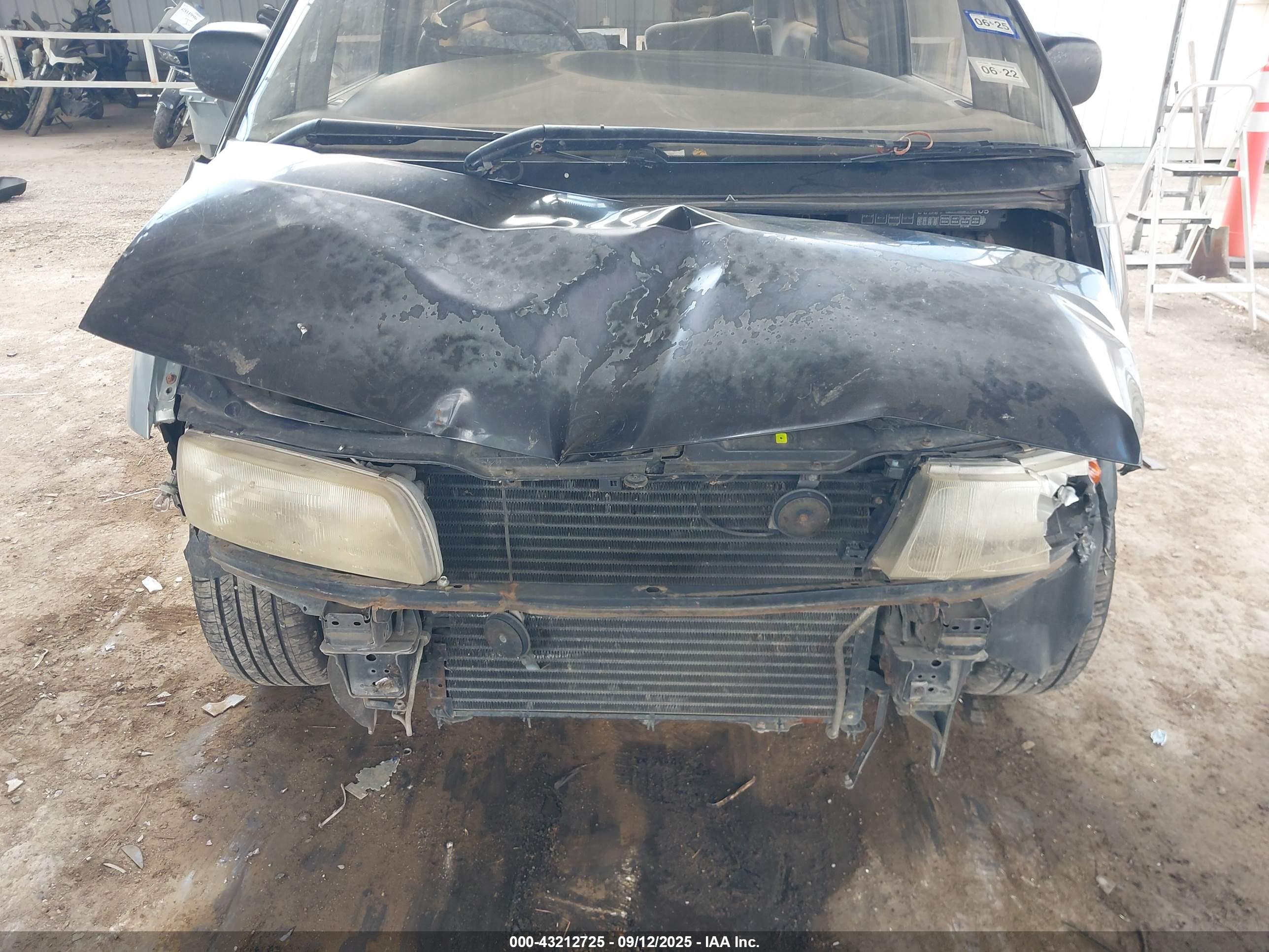 TOYOTA PREVIA image 6