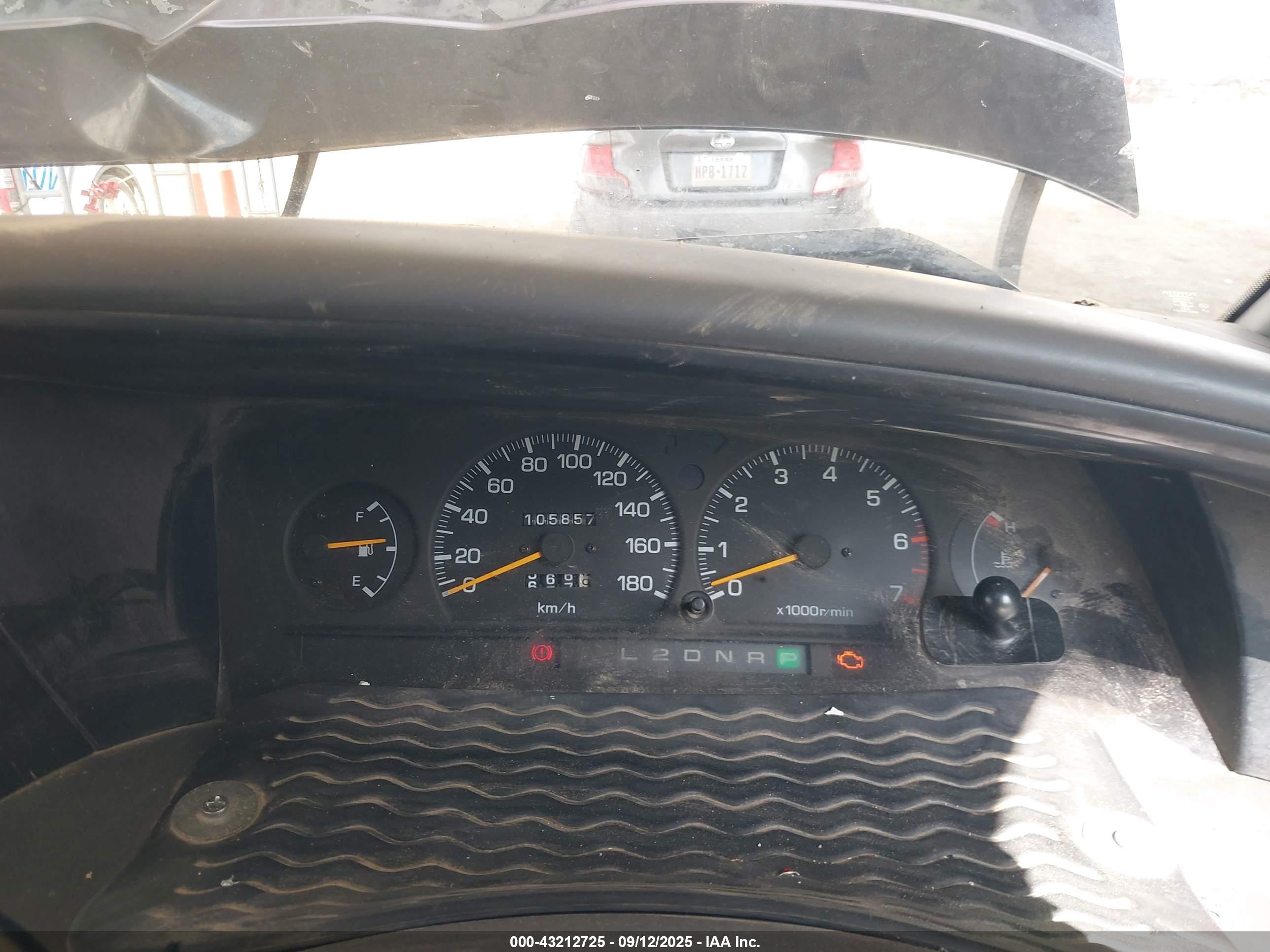 TOYOTA PREVIA image 7