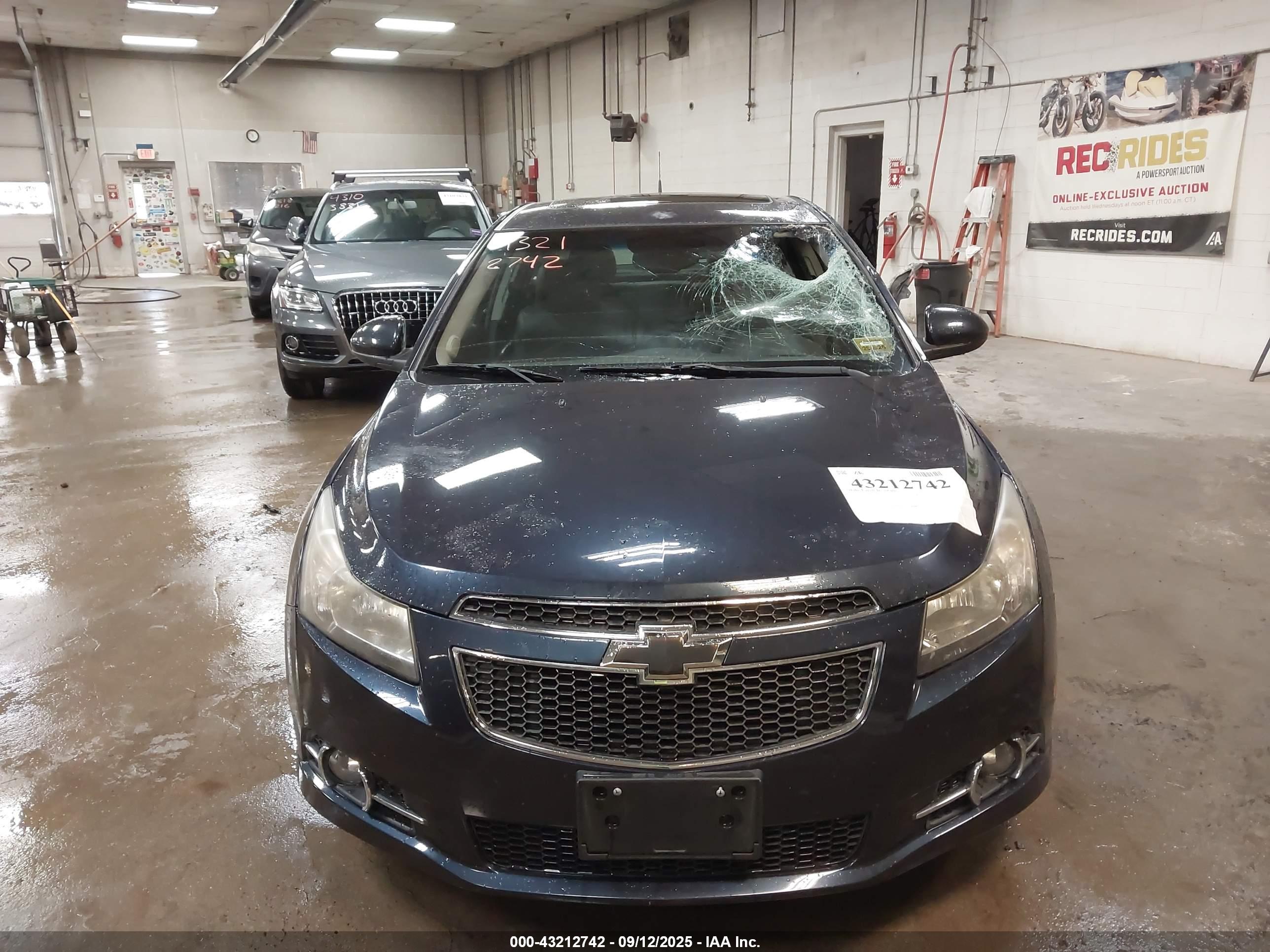 CHEVROLET CRUZE image 6