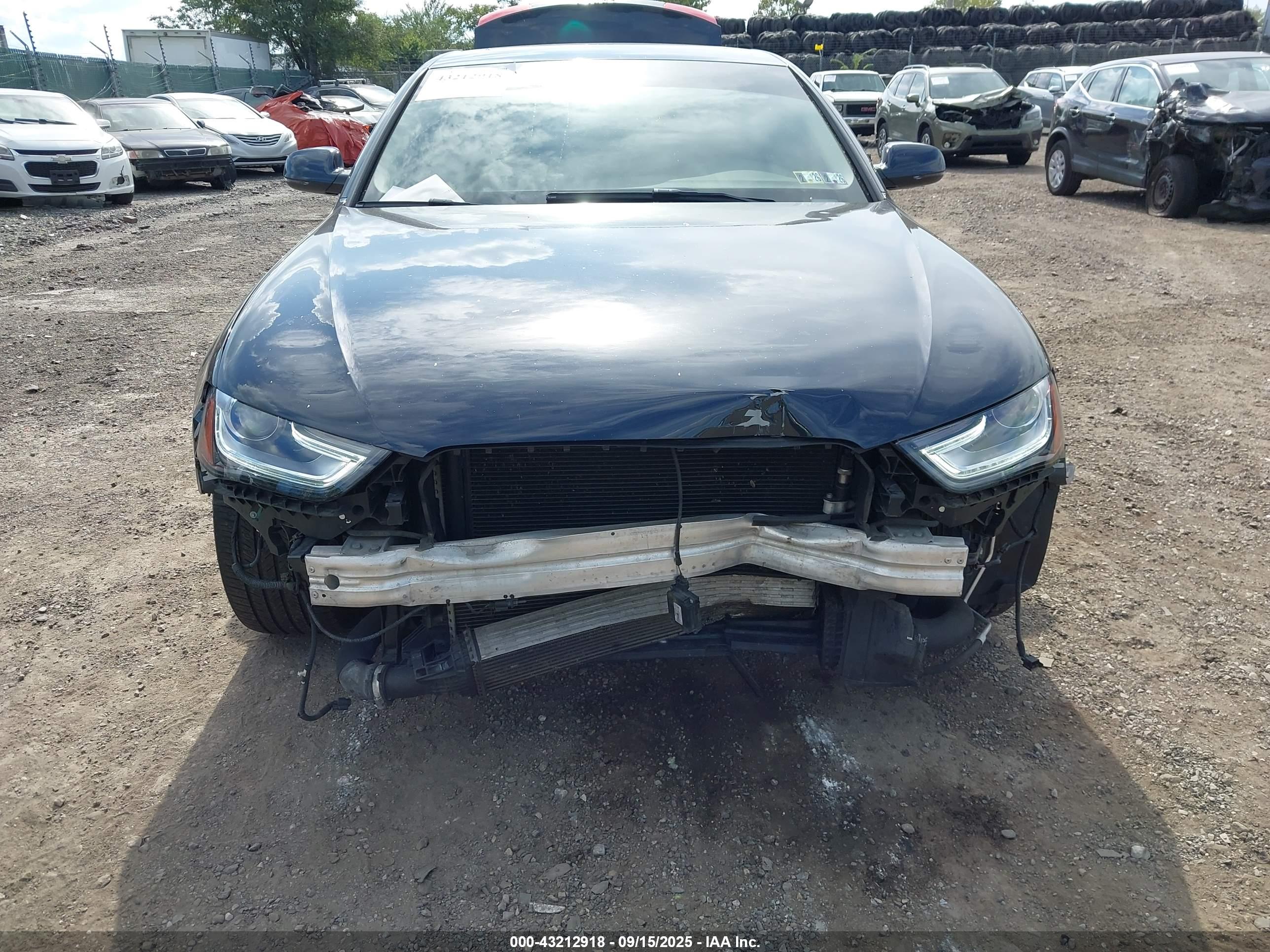 AUDI A4 image 6