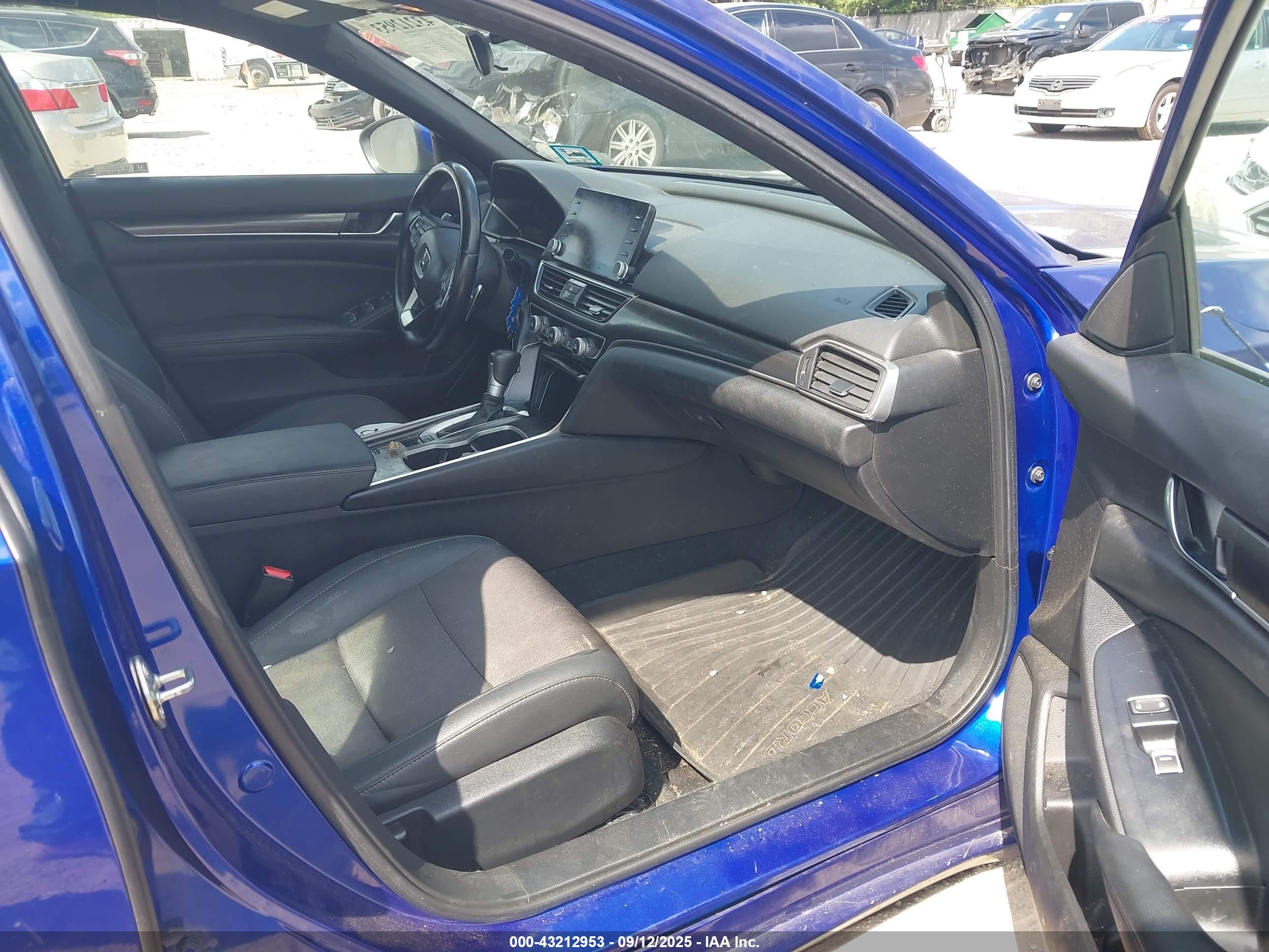 HONDA ACCORD image 5