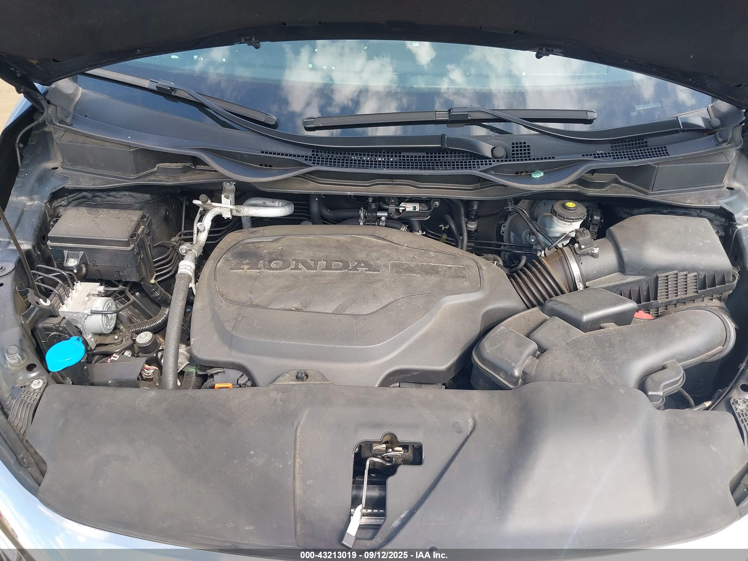 HONDA ODYSSEY image 10