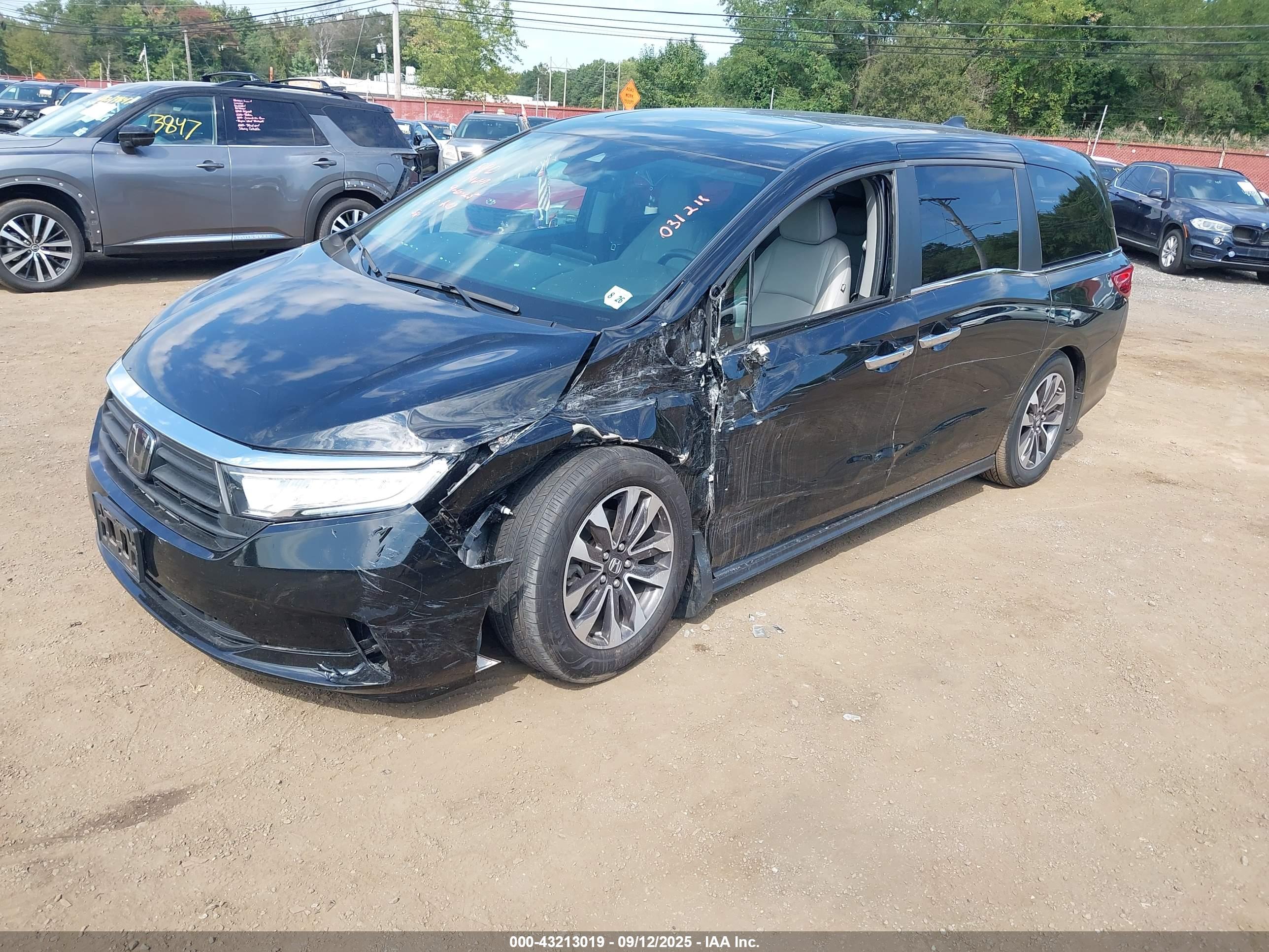 HONDA ODYSSEY image 2