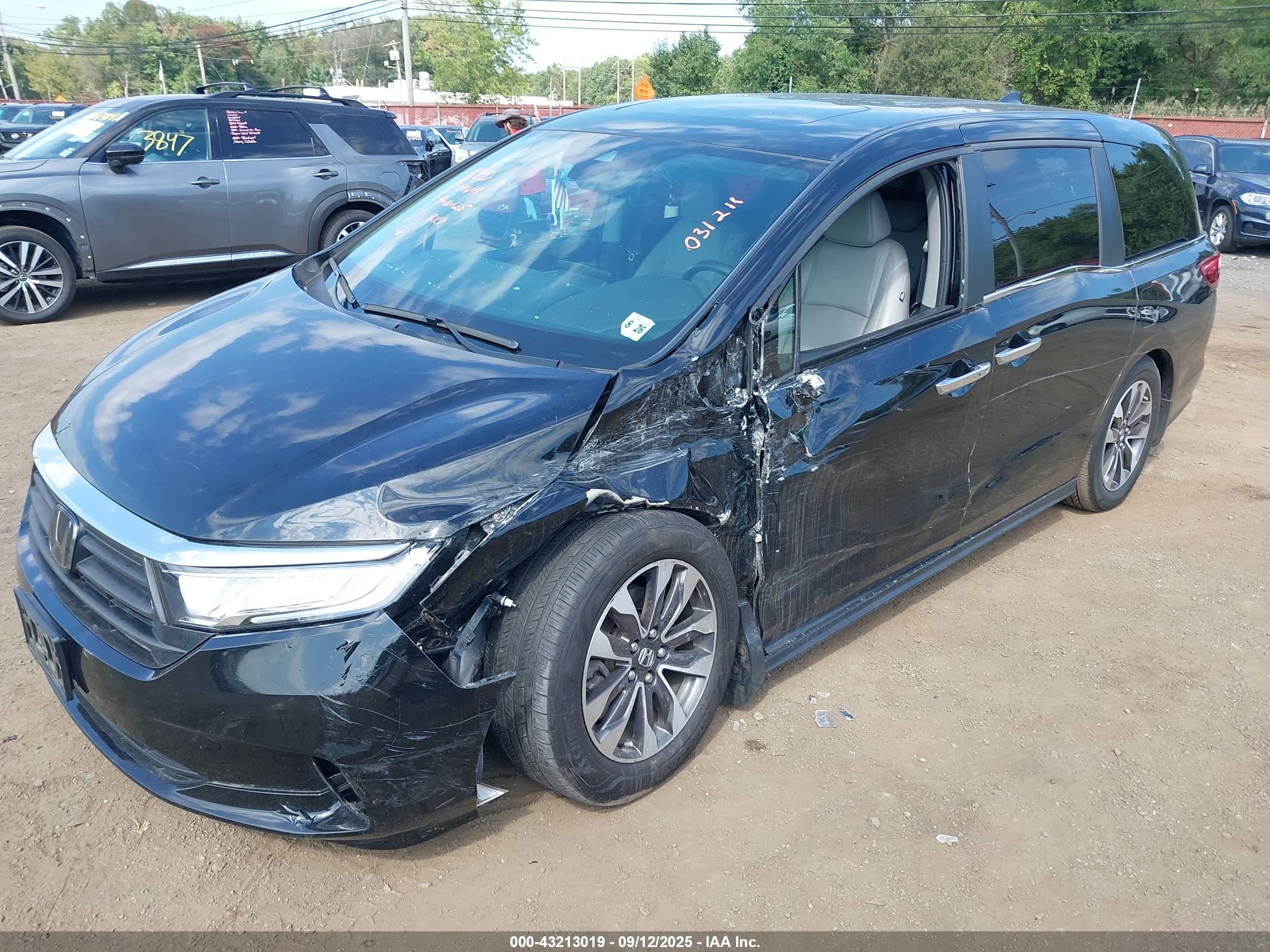 HONDA ODYSSEY image 6