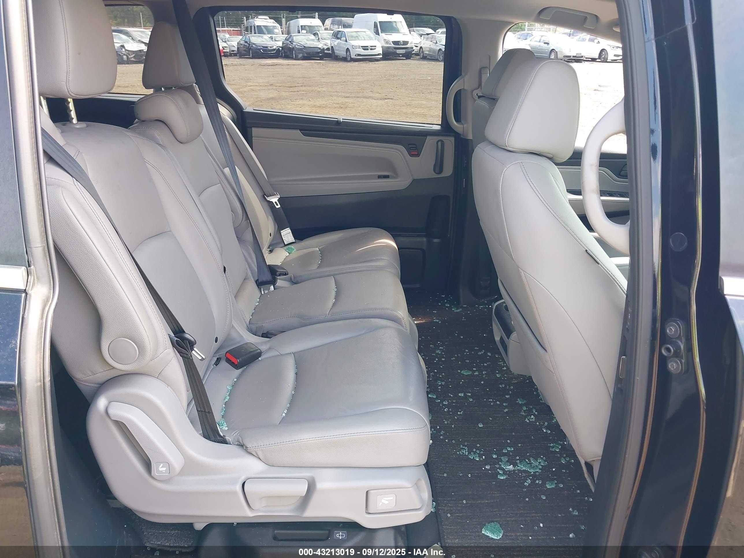 HONDA ODYSSEY image 8