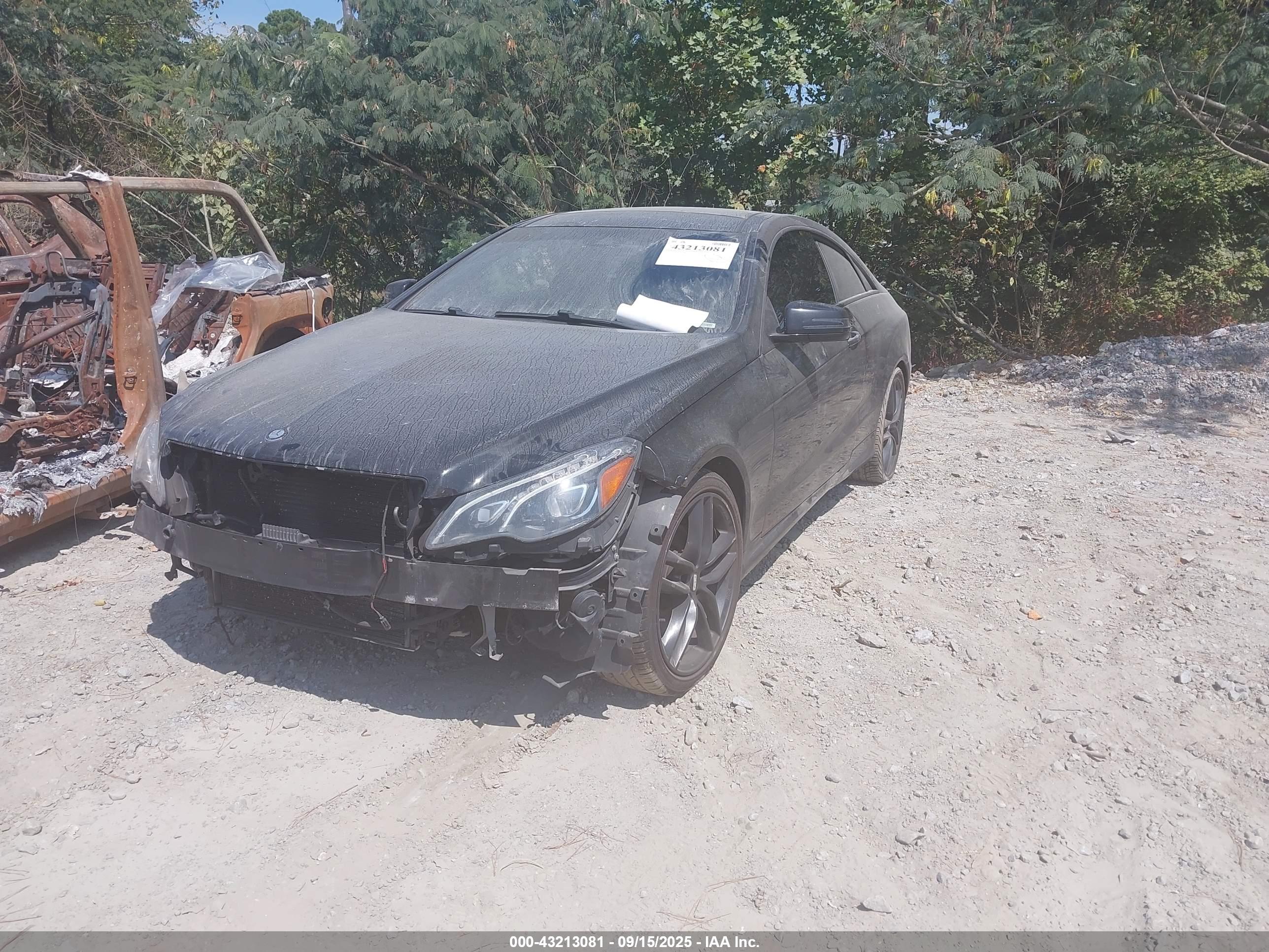 MERCEDES-BENZ E image 2