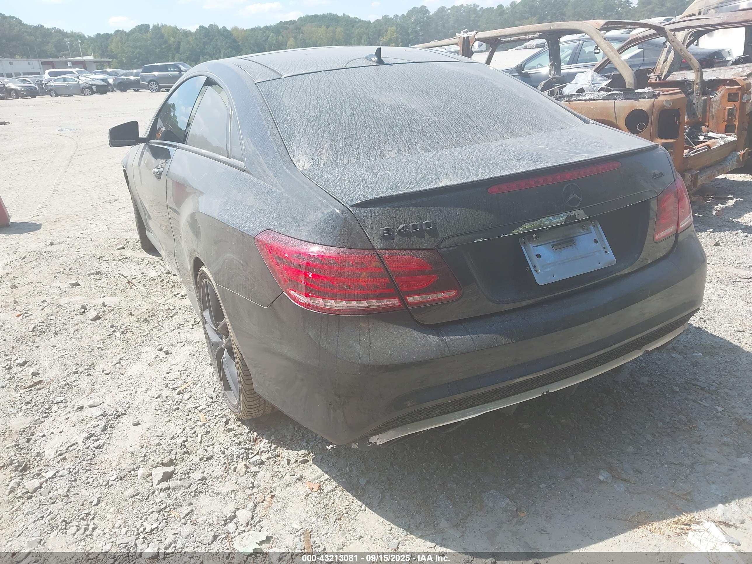 MERCEDES-BENZ E image 3