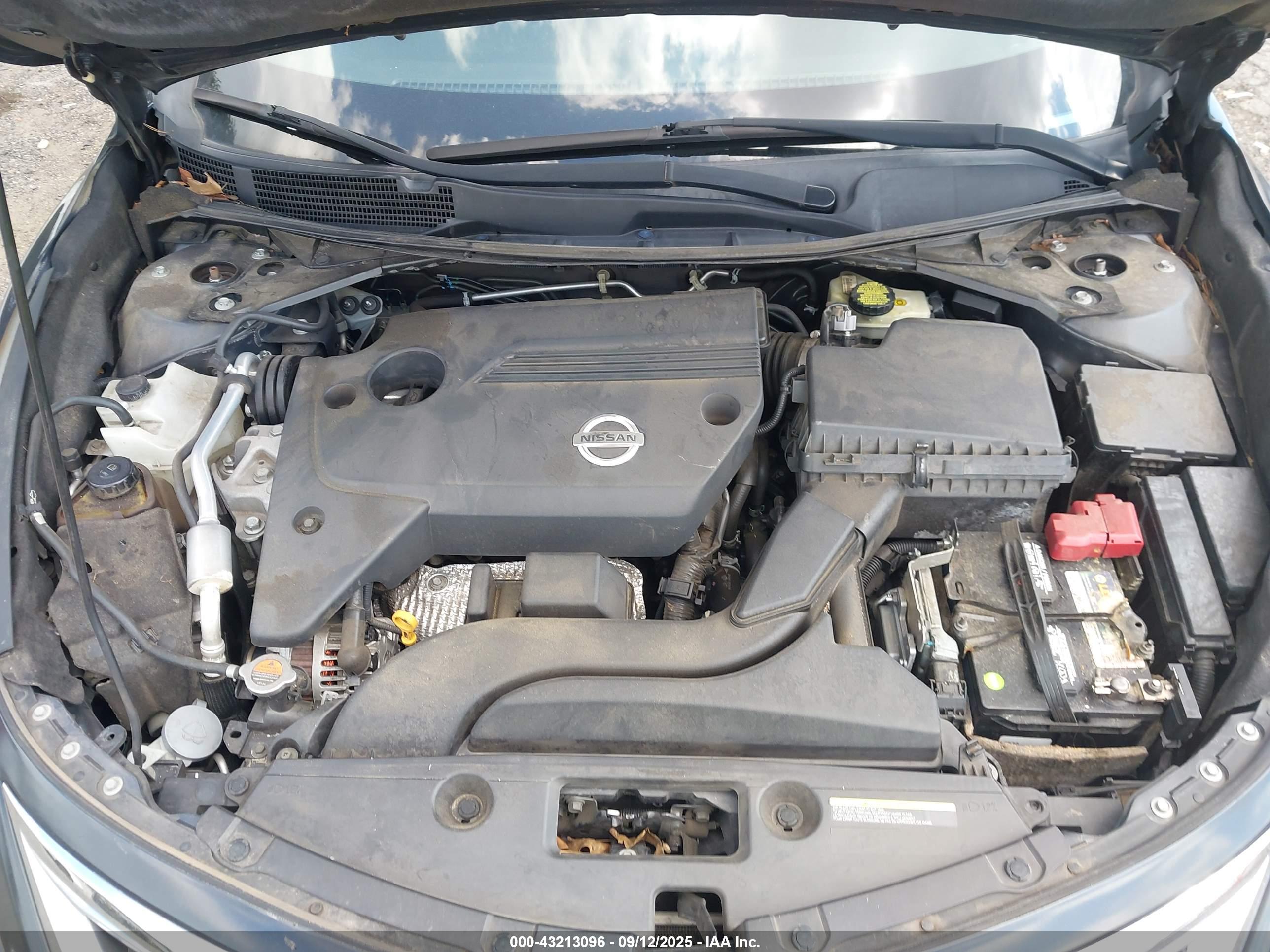 NISSAN ALTIMA image 10