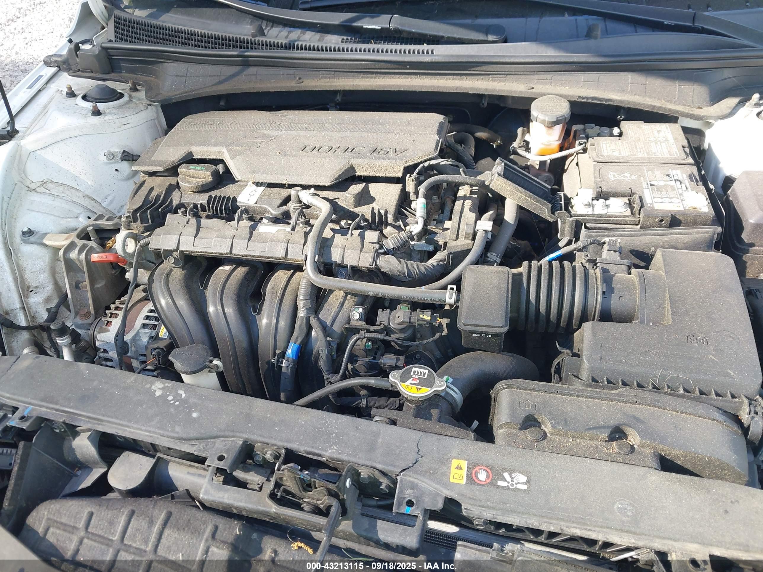 HYUNDAI ELANTRA image 10