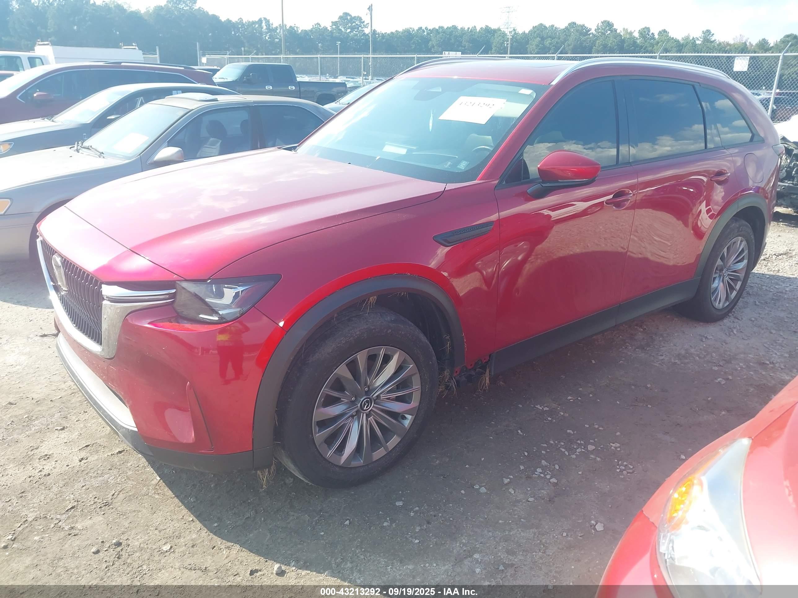 MAZDA CX-90 image 2
