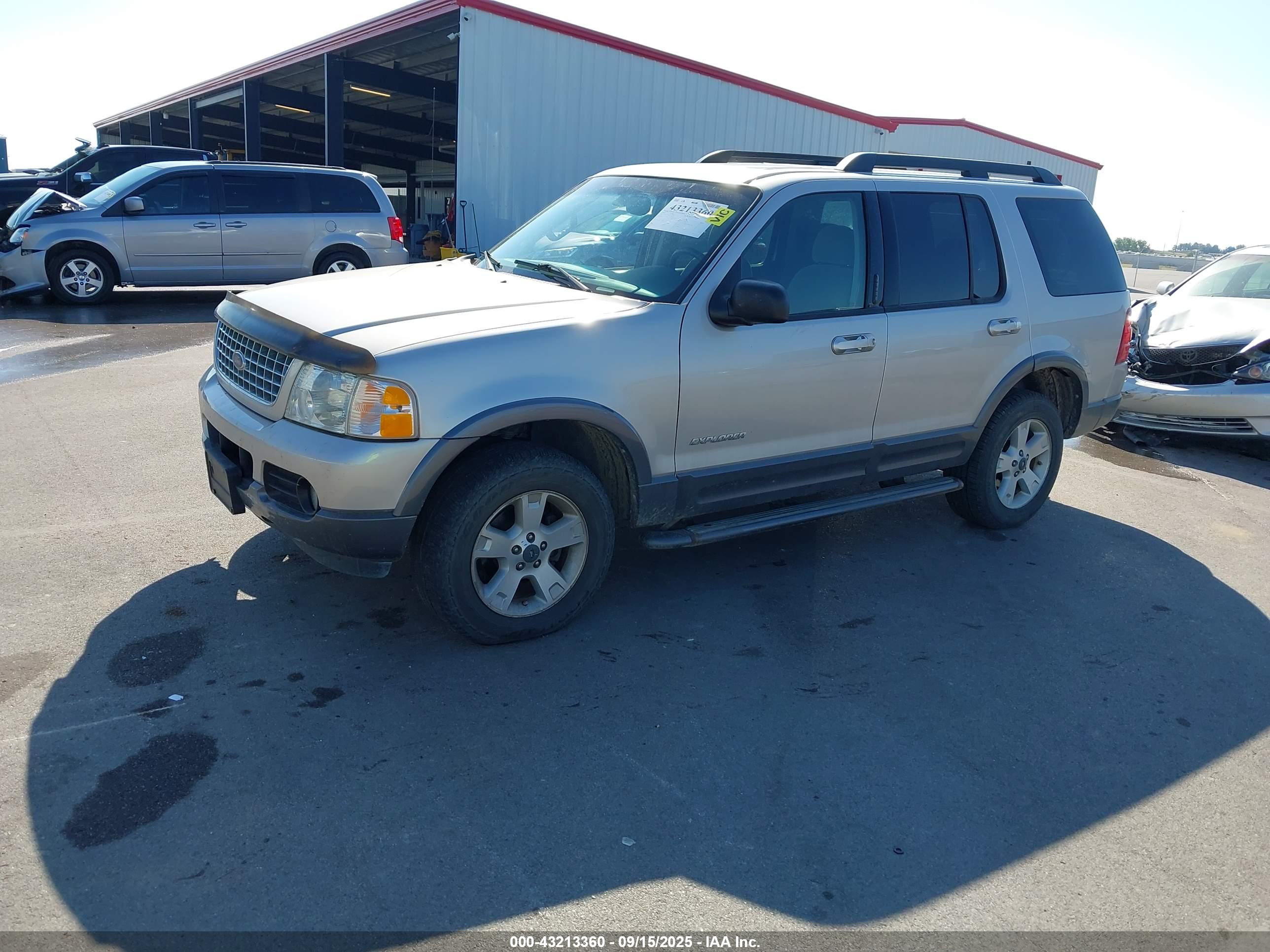 FORD EXPLORER image 2