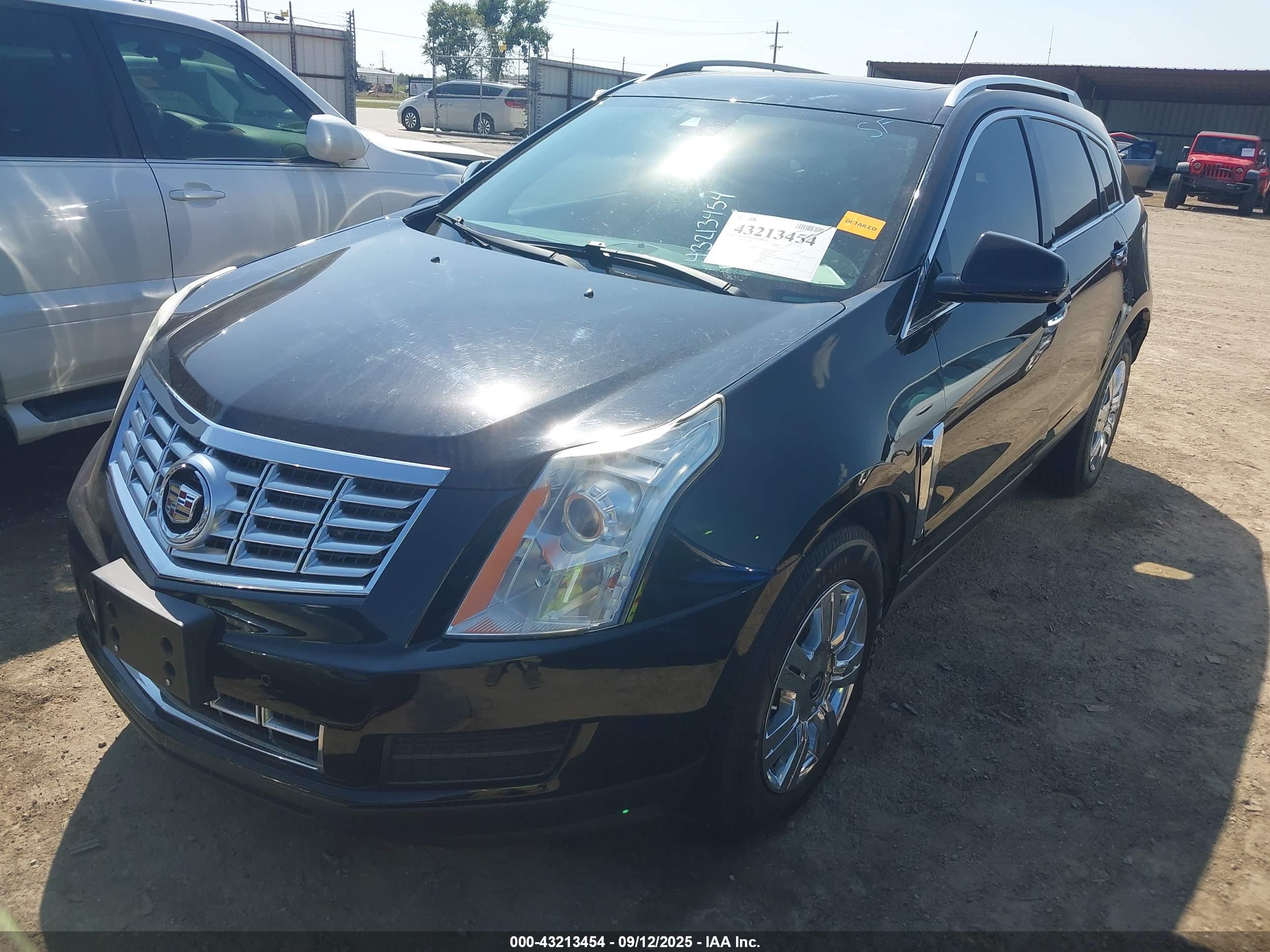 CADILLAC SRX image 6