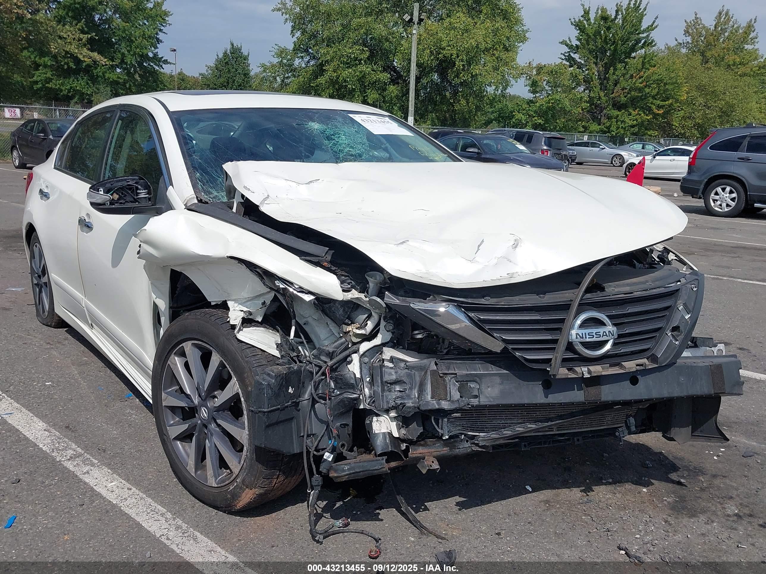 NISSAN ALTIMA image 6