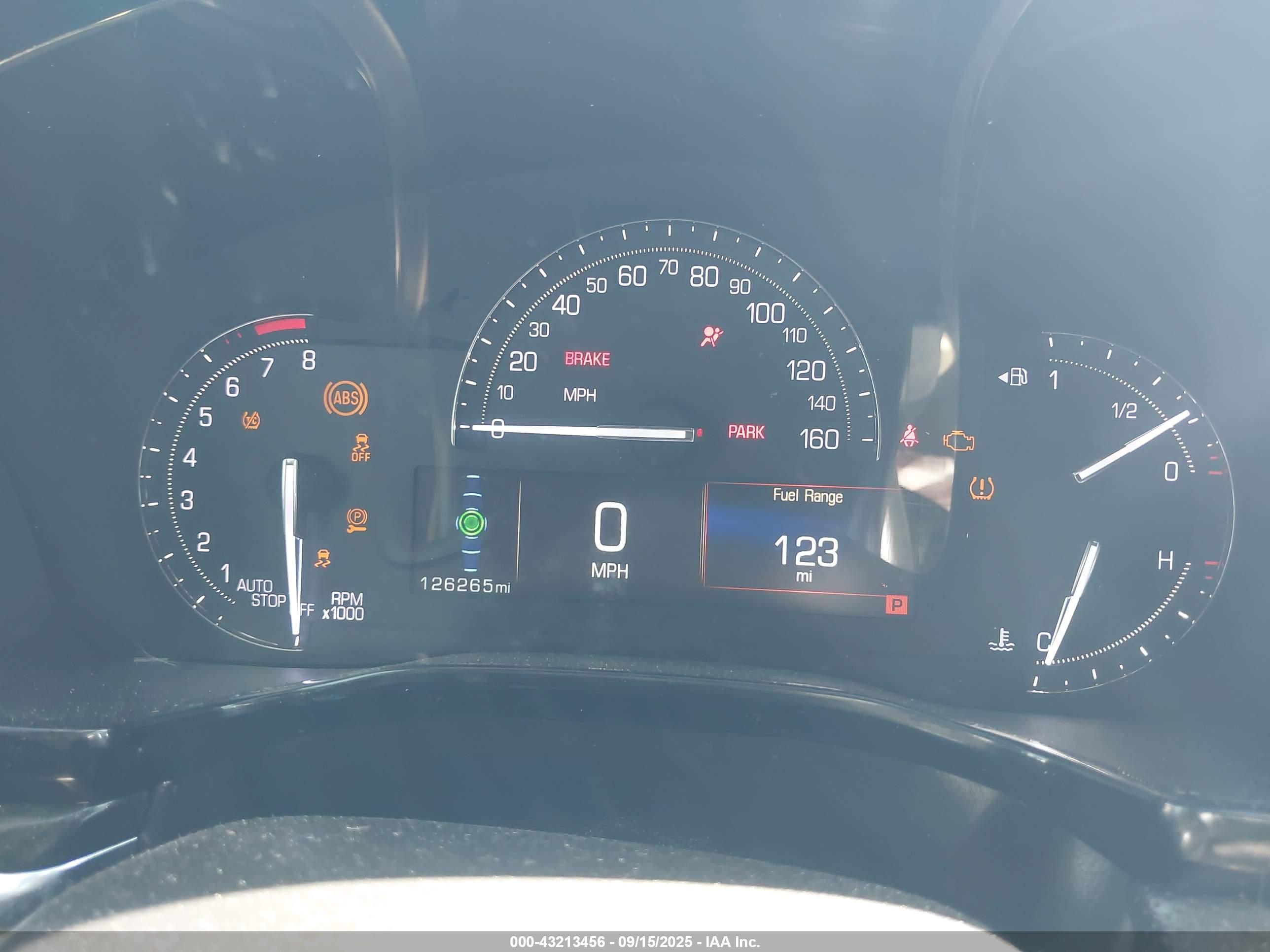 CADILLAC XT5 image 7