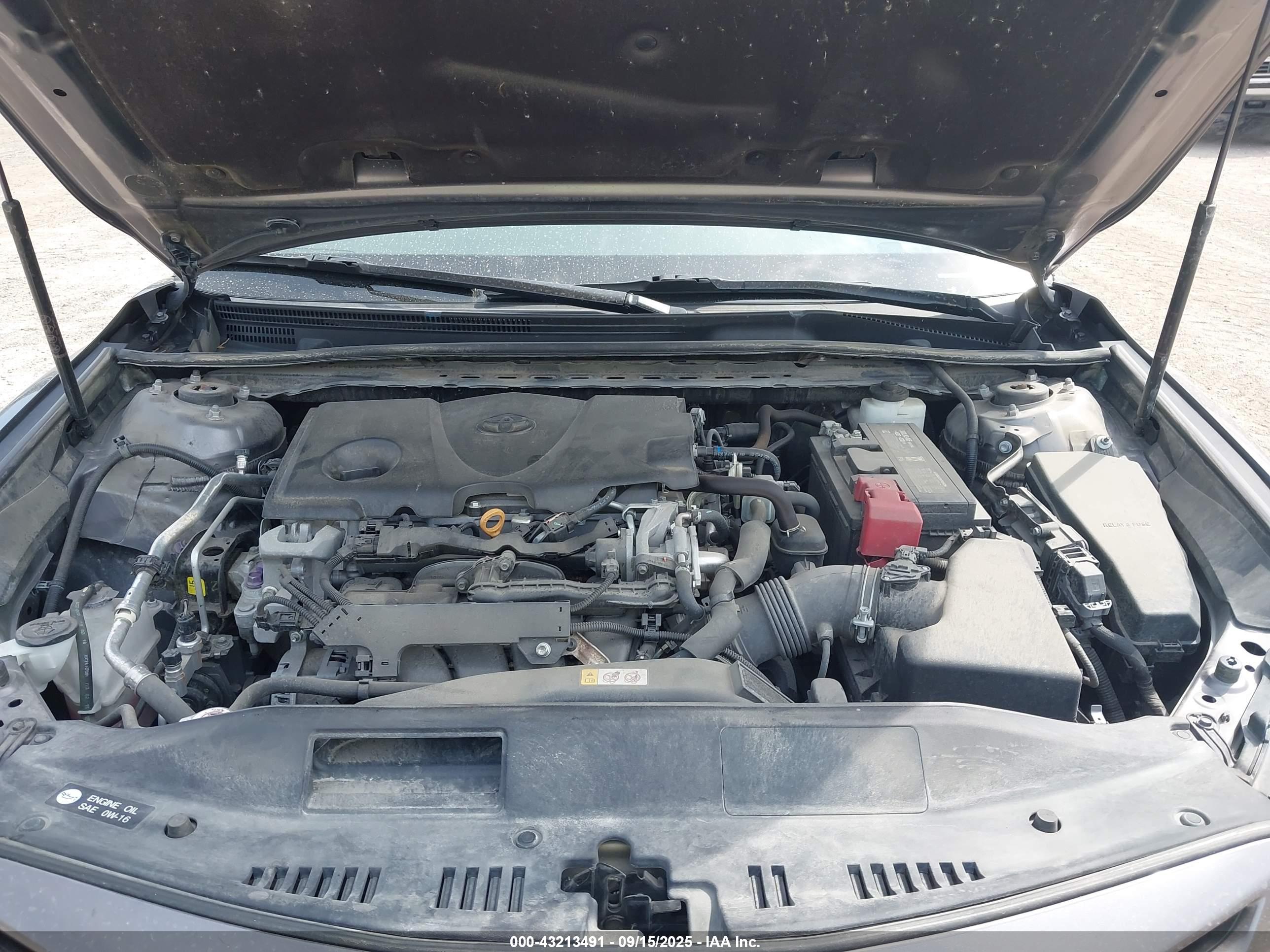 TOYOTA CAMRY image 10