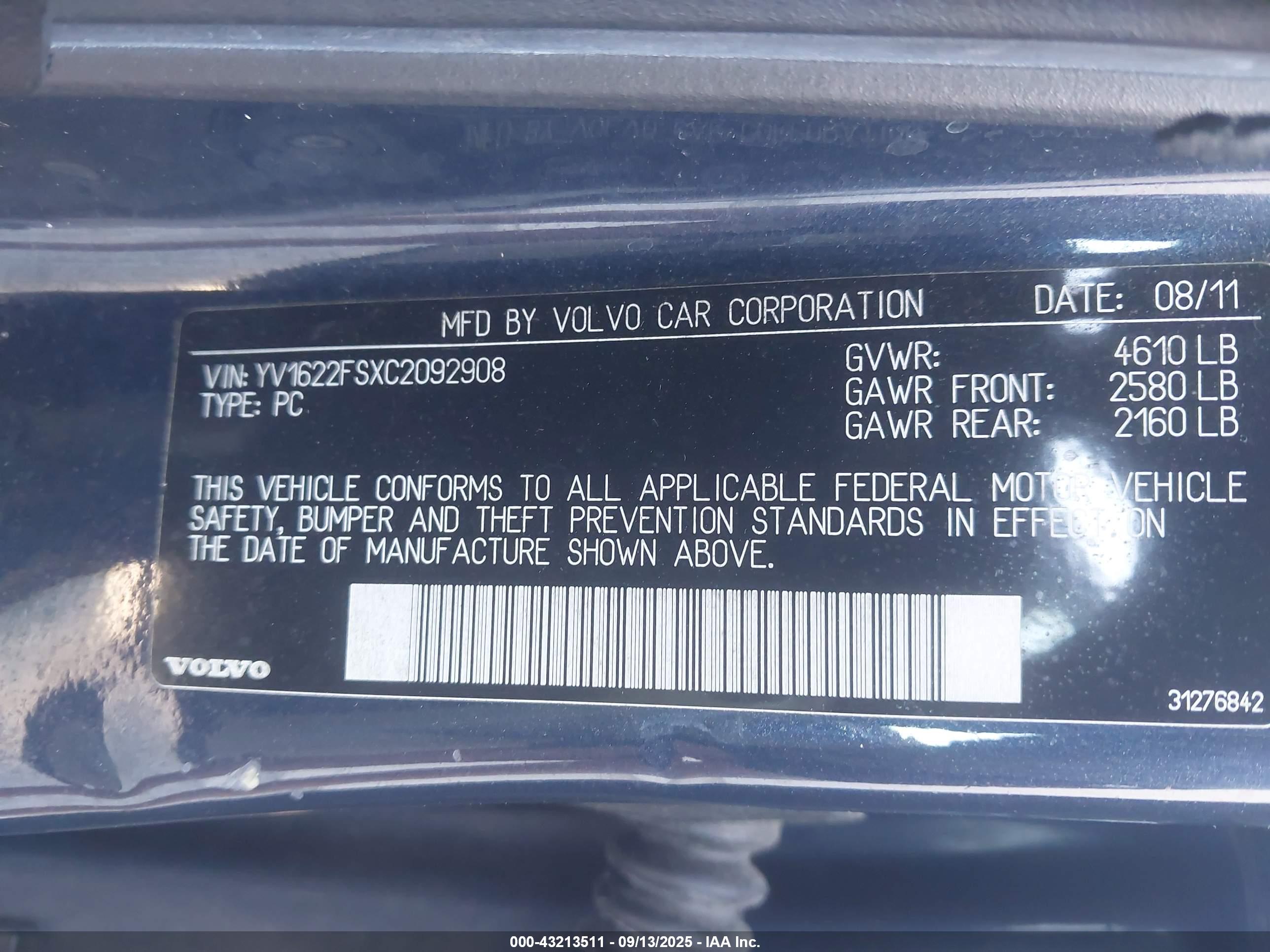 VOLVO S60 image 9
