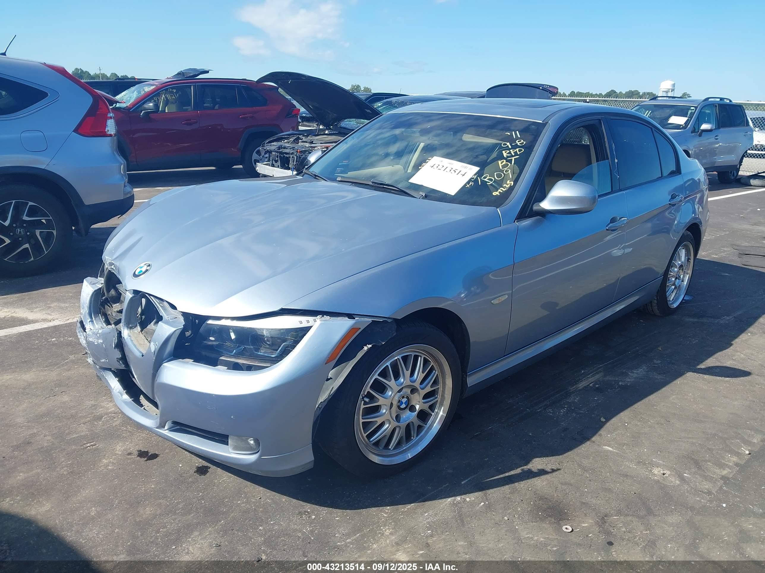 BMW 328I image 2