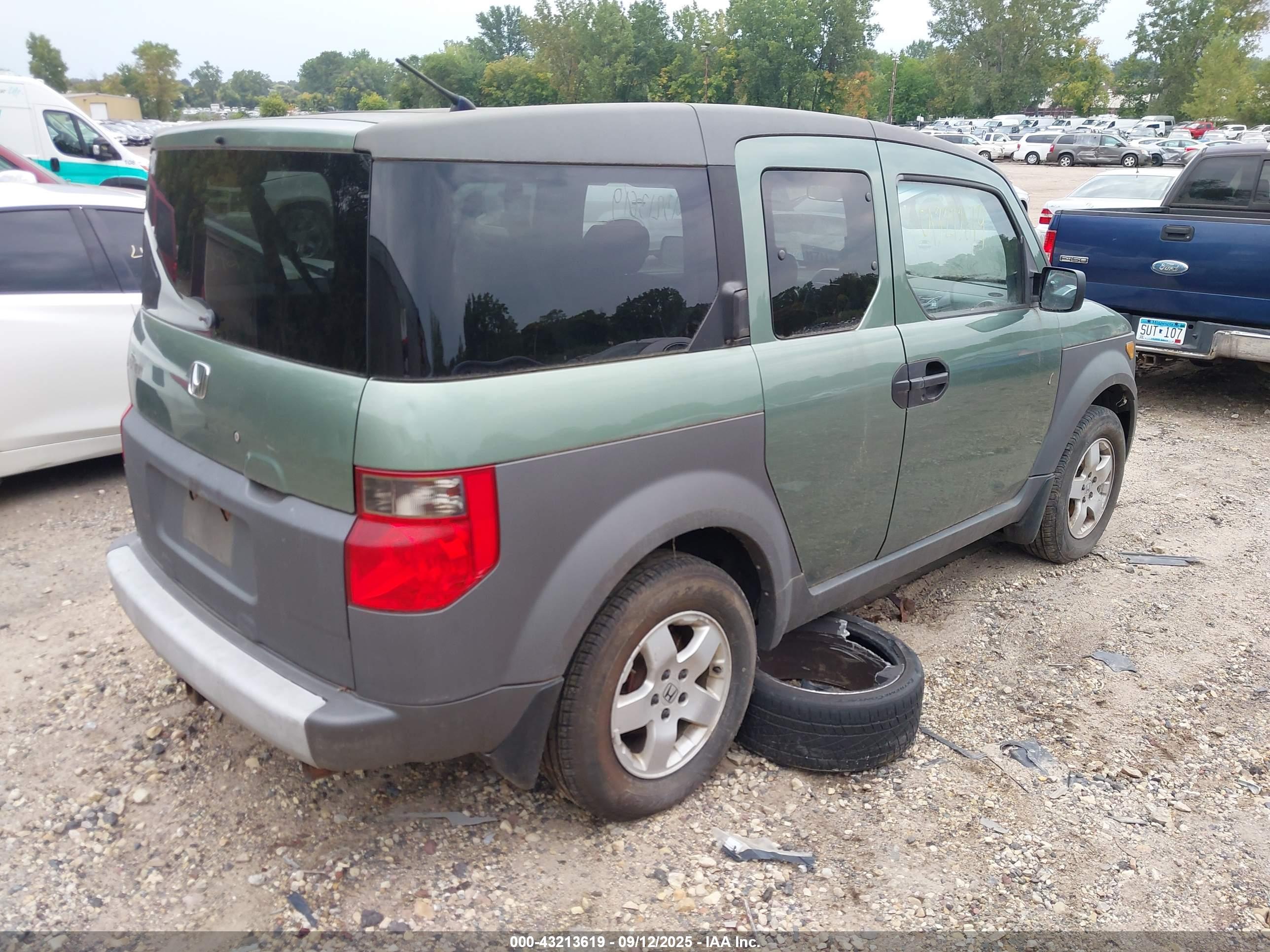 HONDA ELEMENT image 4