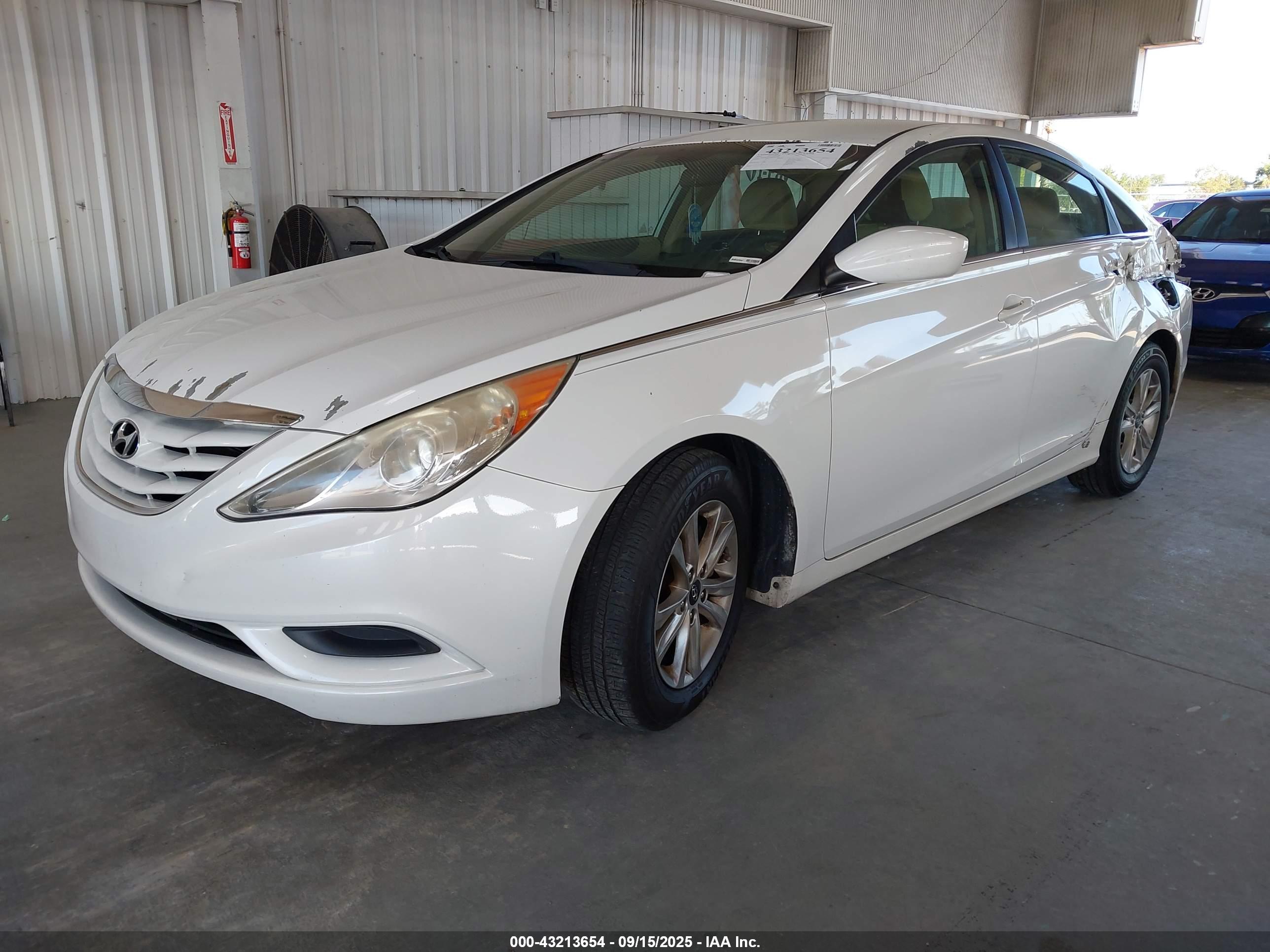 HYUNDAI SONATA image 2