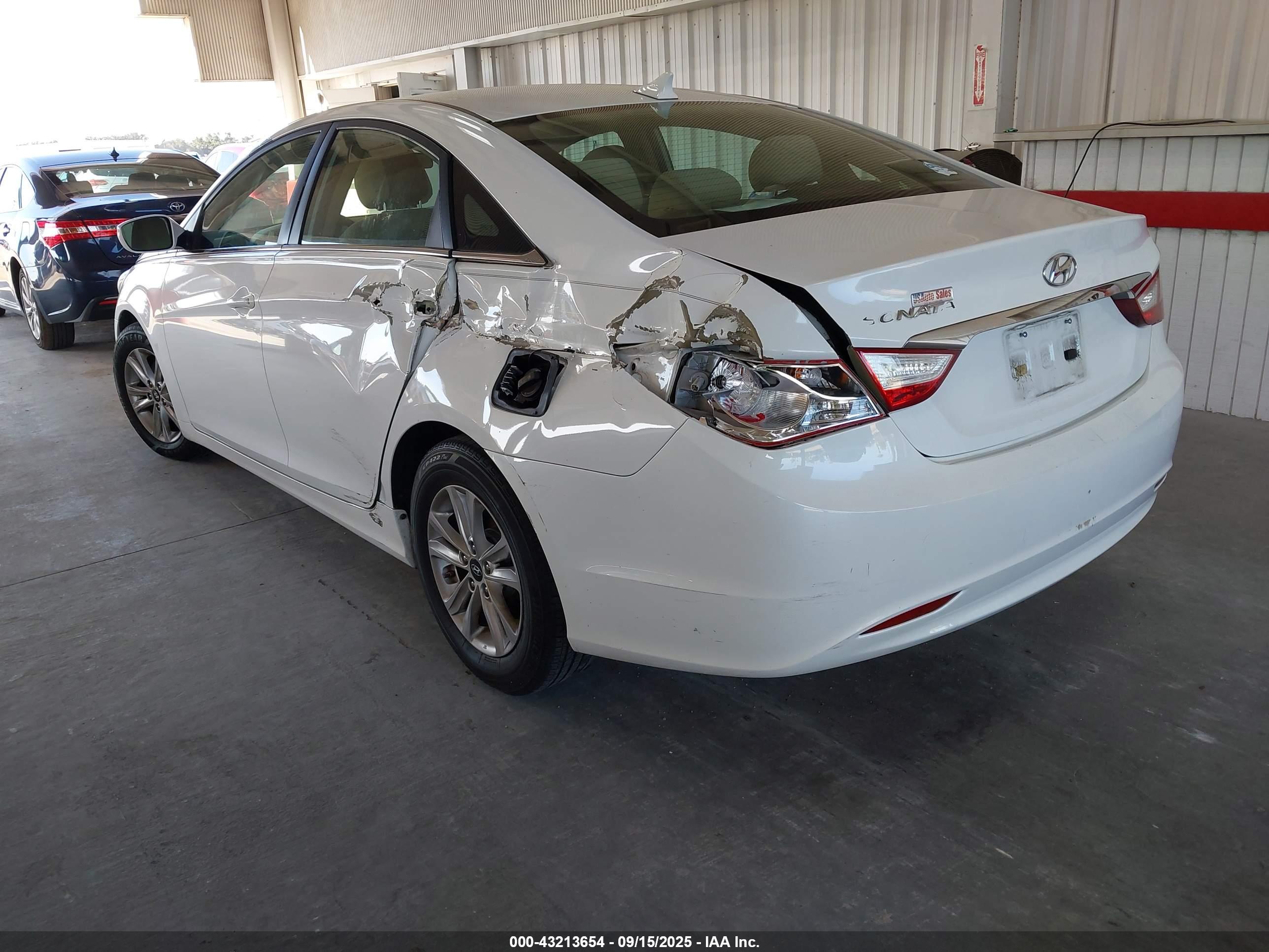 HYUNDAI SONATA image 3