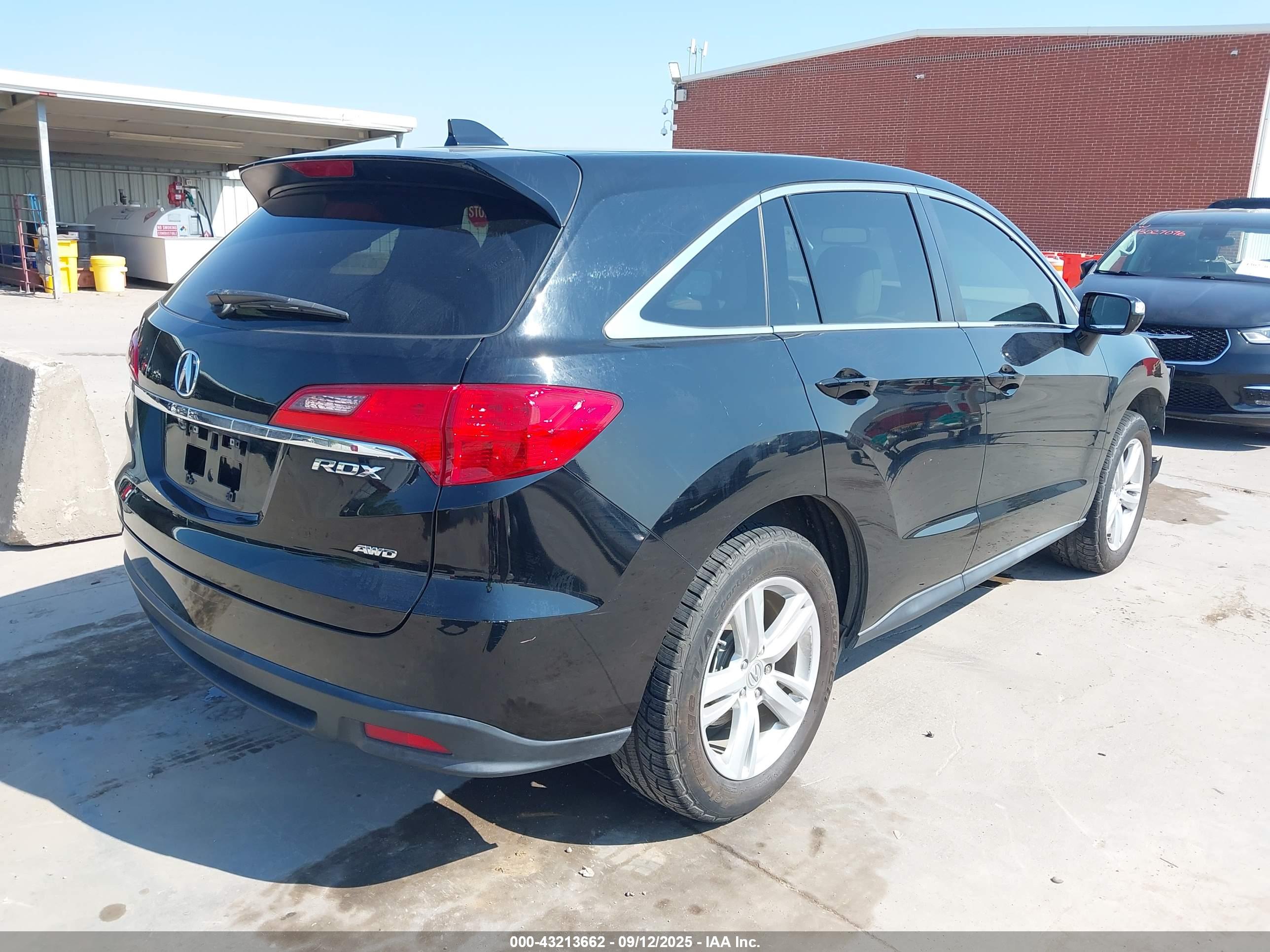 ACURA RDX image 4
