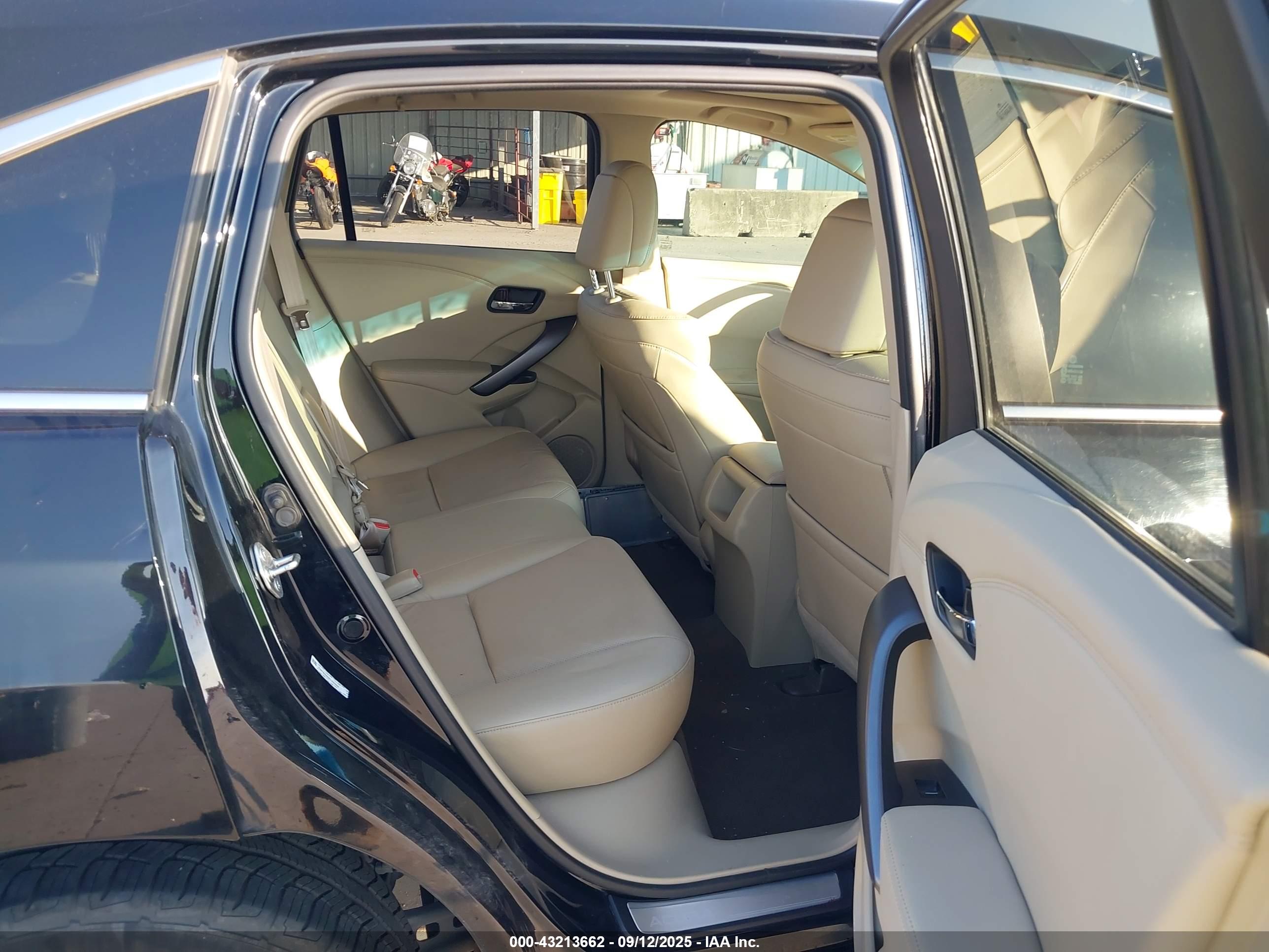 ACURA RDX image 8