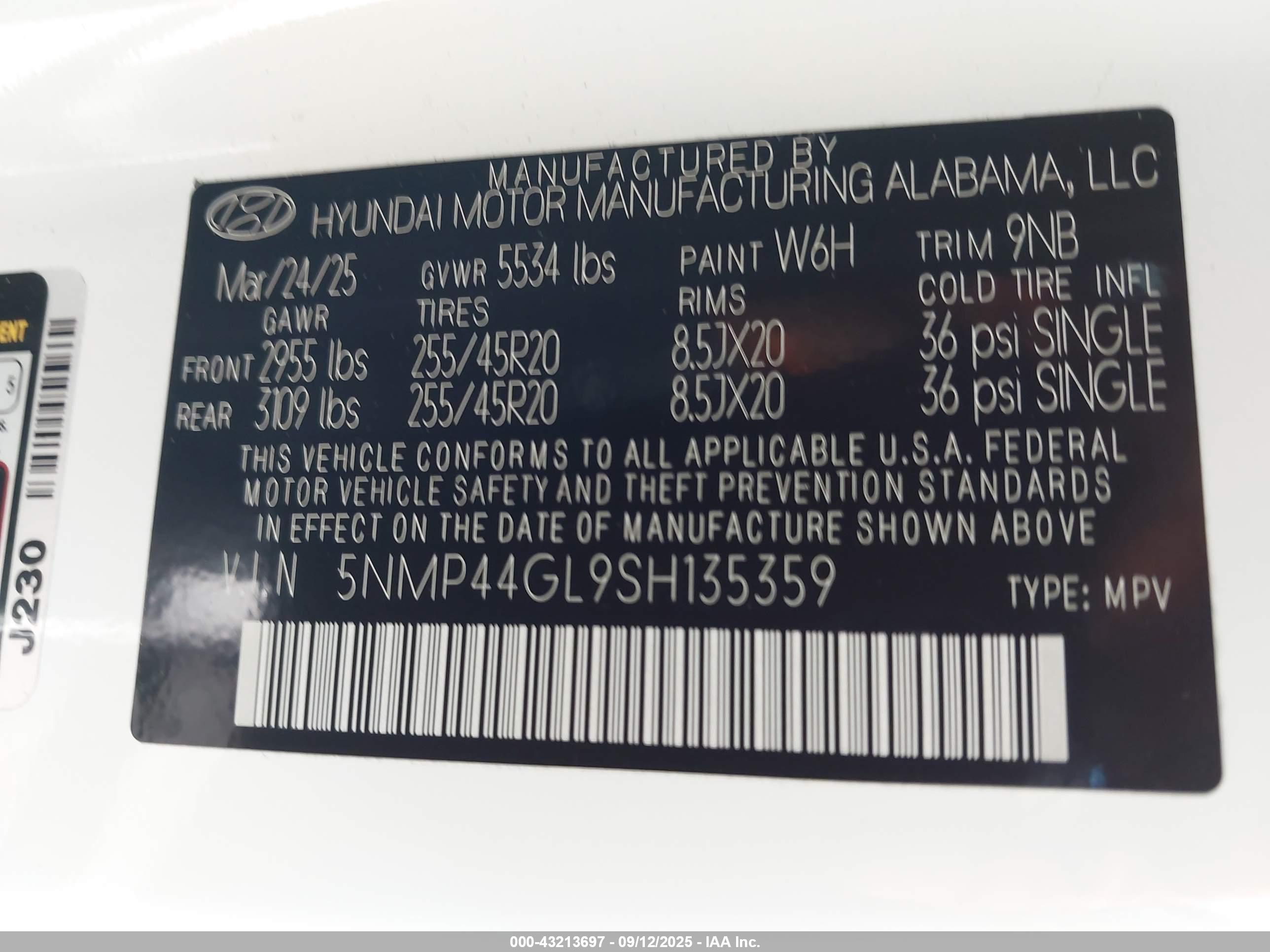 HYUNDAI SANTA image 9