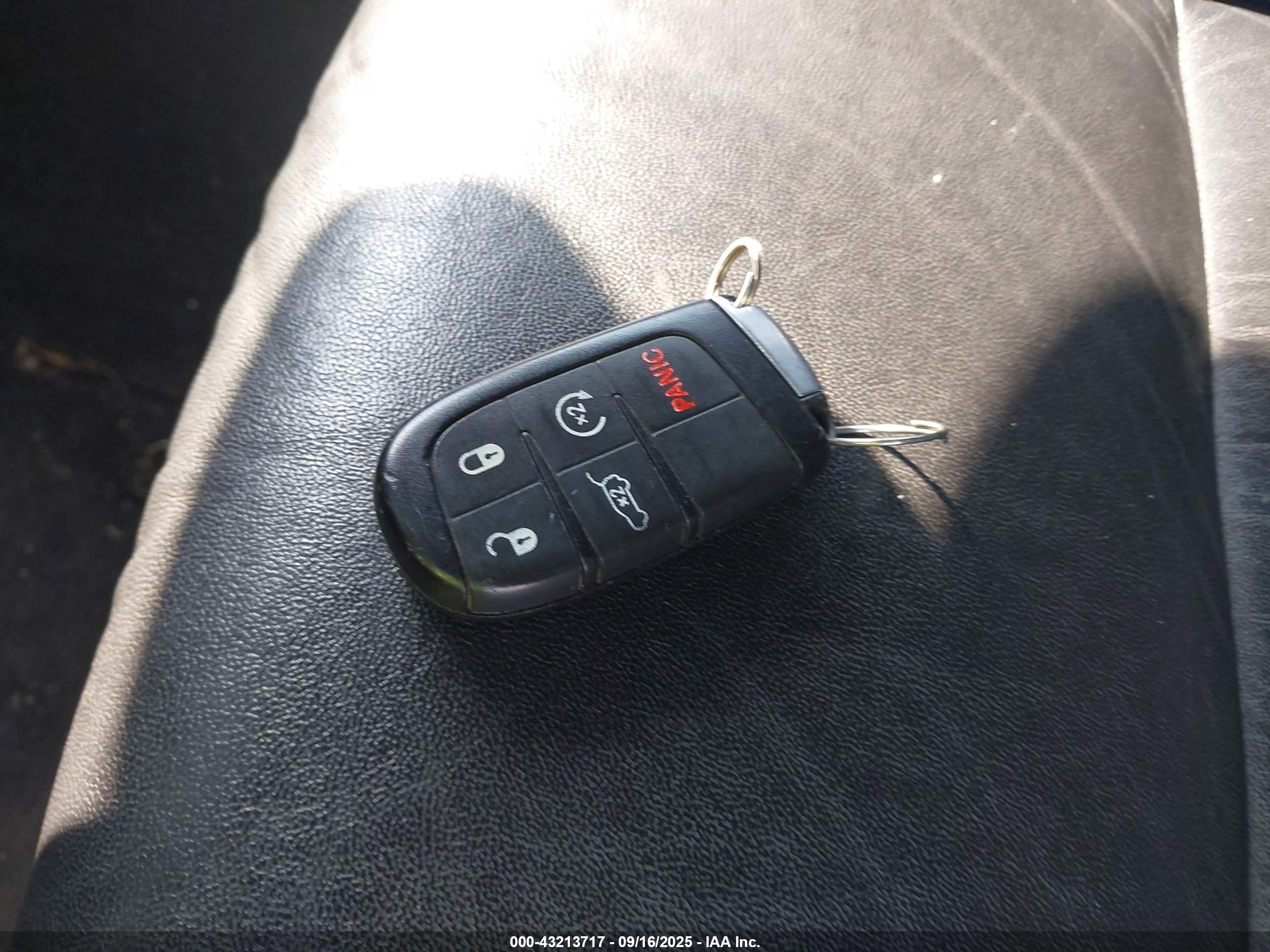 JEEP GRAND image 11