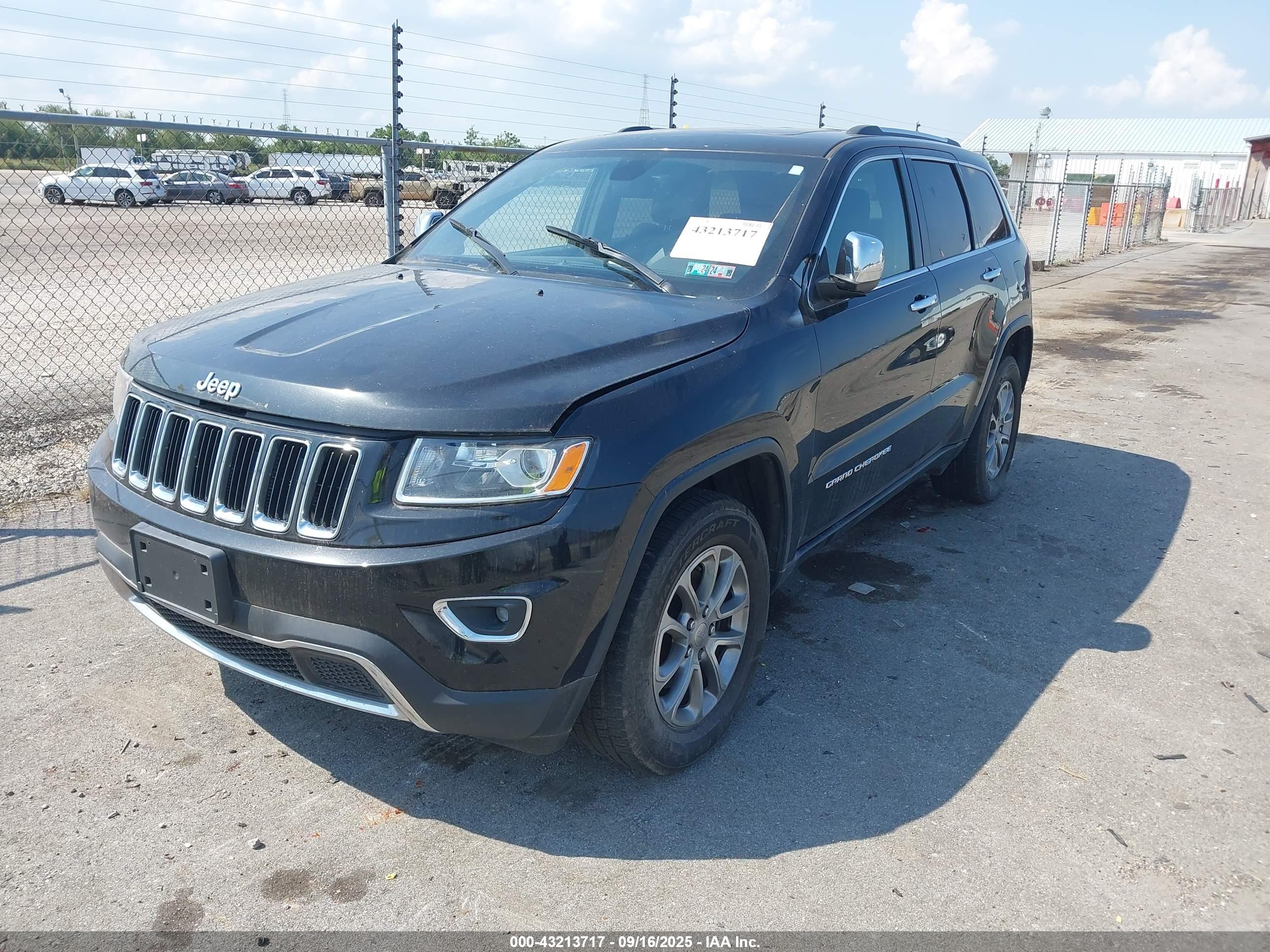 JEEP GRAND image 2