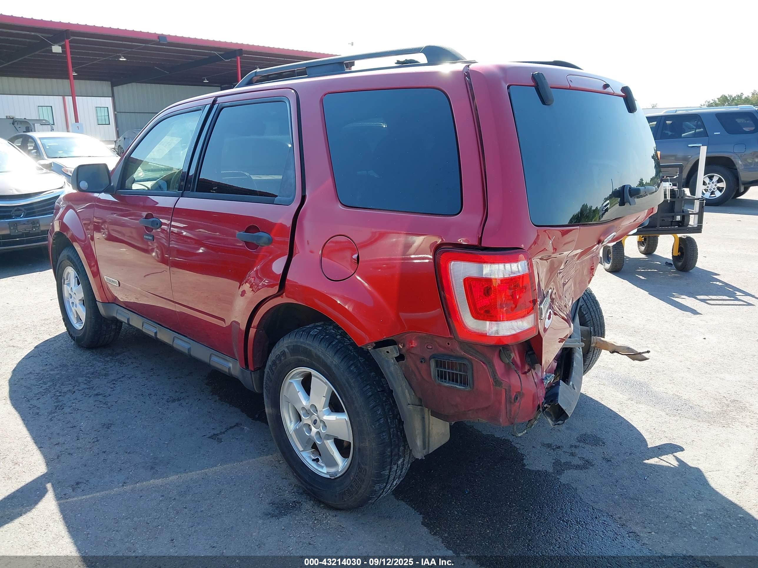 FORD ESCAPE image 3