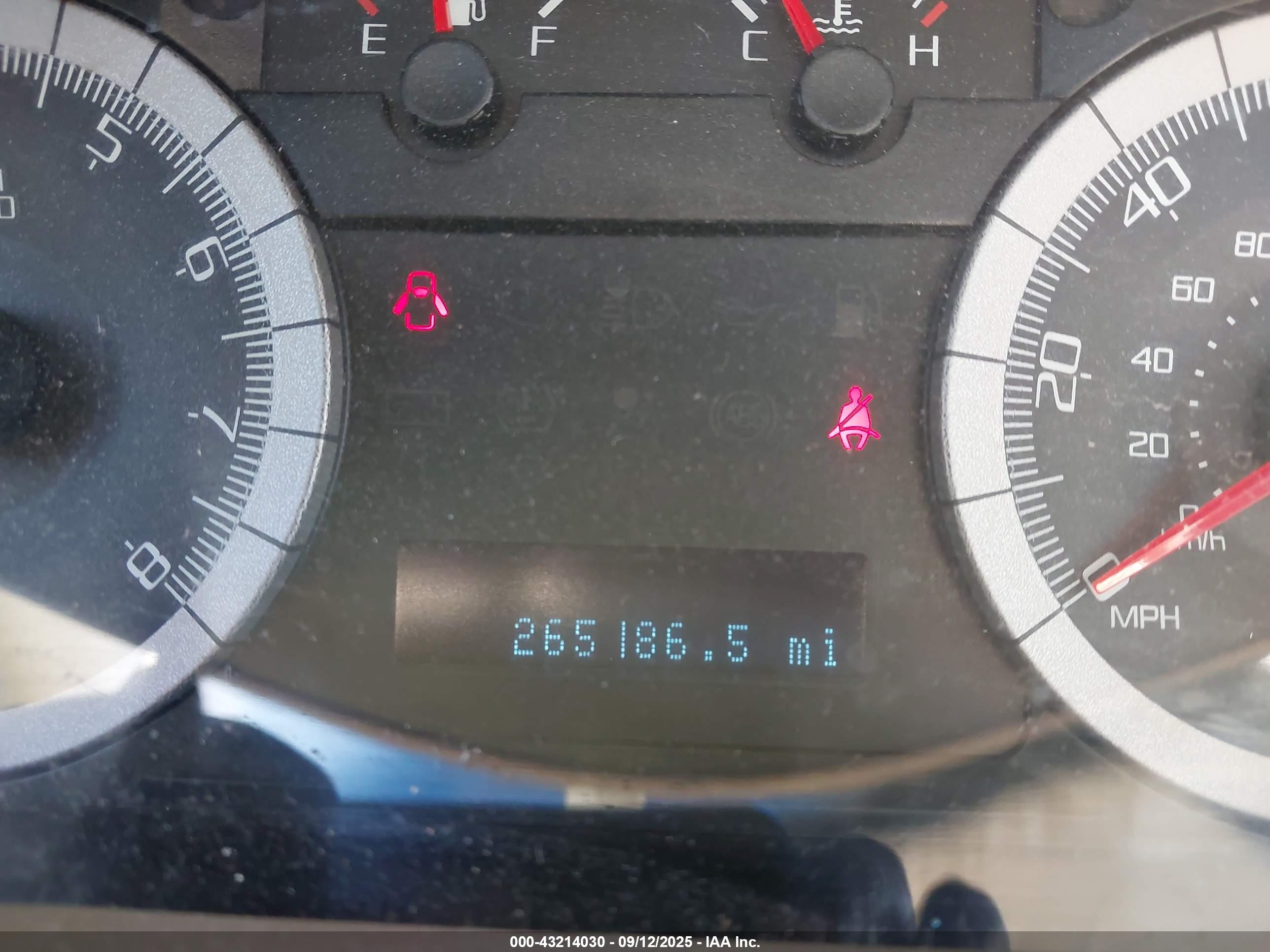 FORD ESCAPE image 7