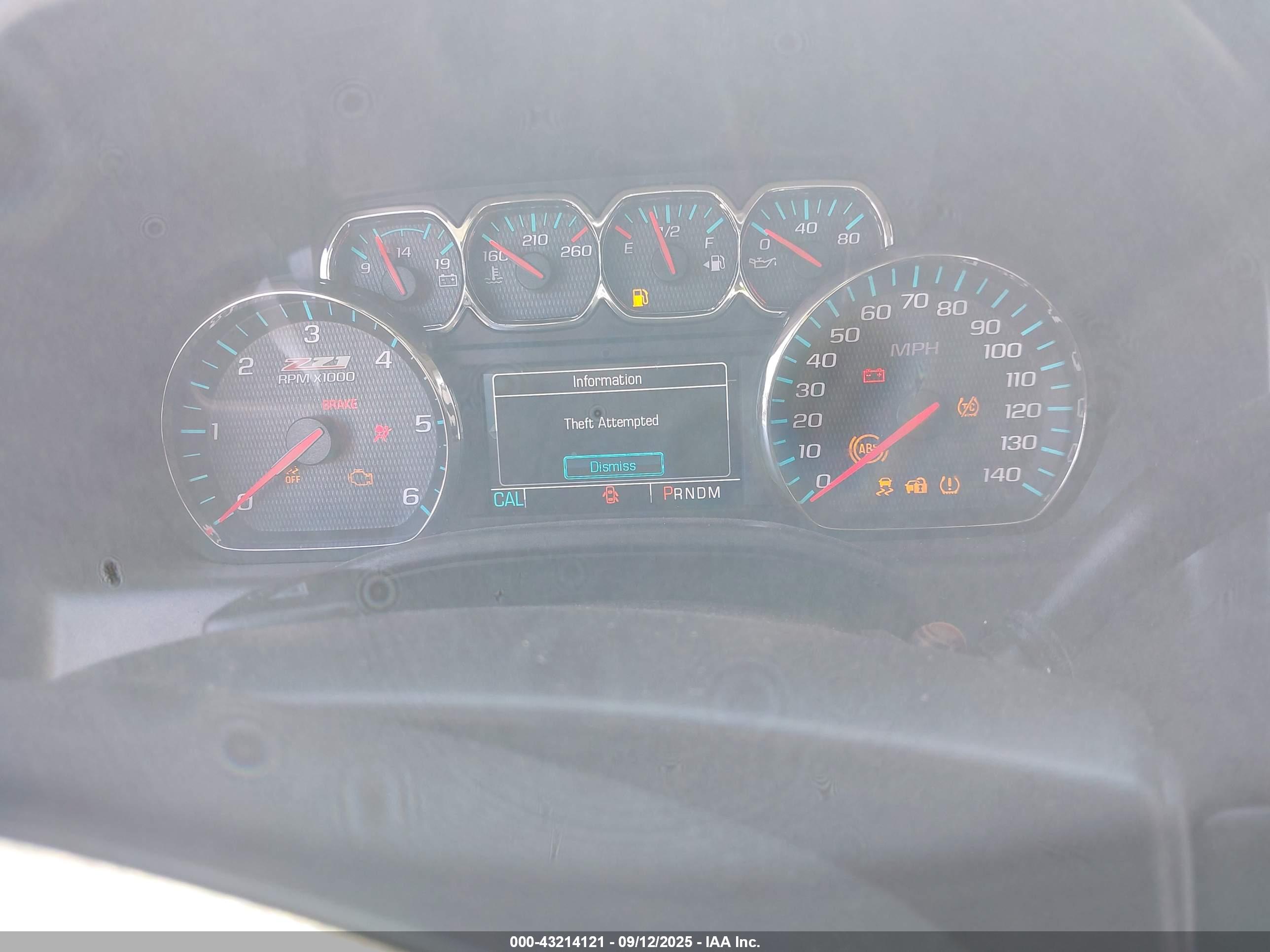 CHEVROLET SILVERADO image 7