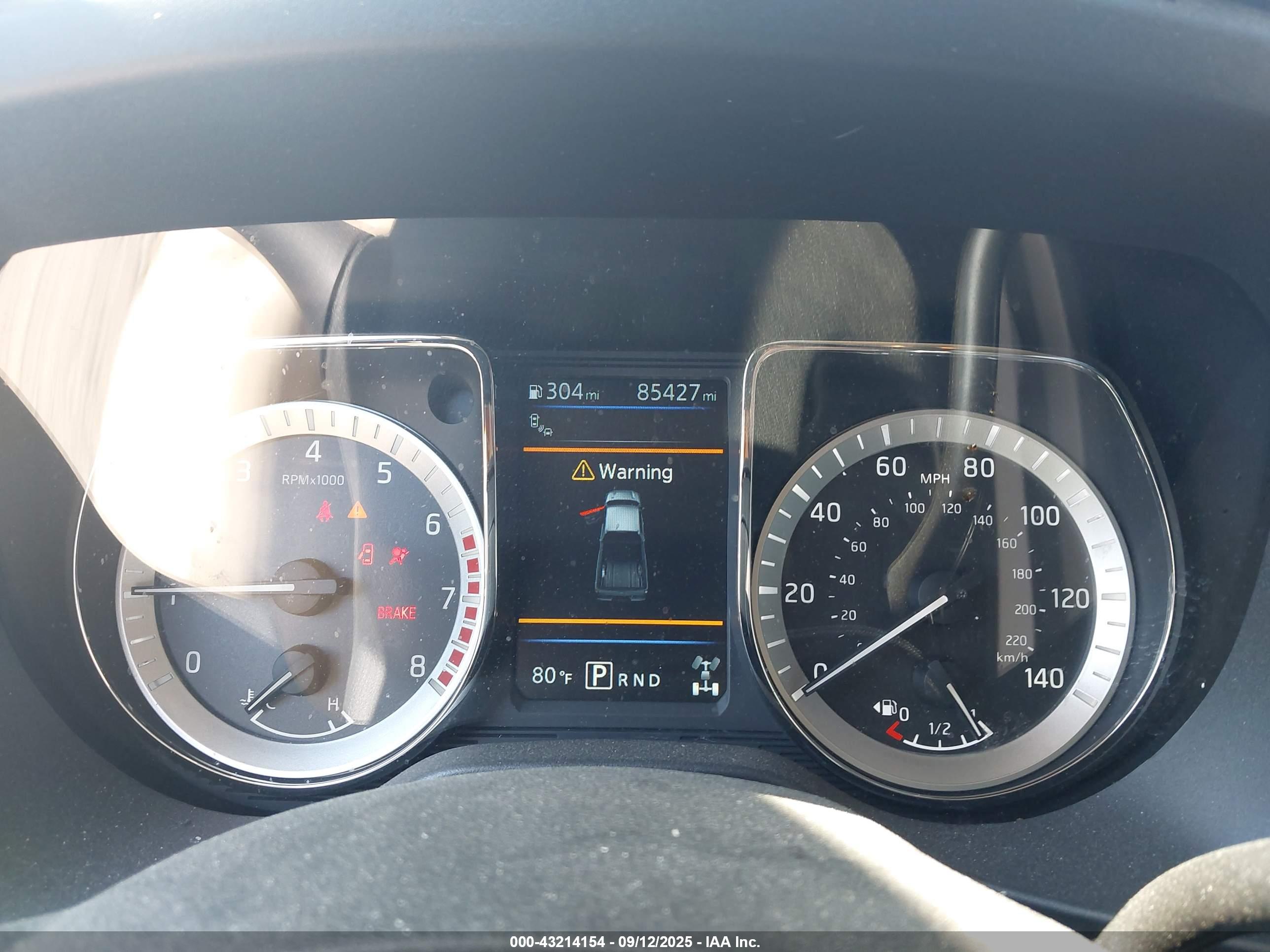 NISSAN TITAN image 7