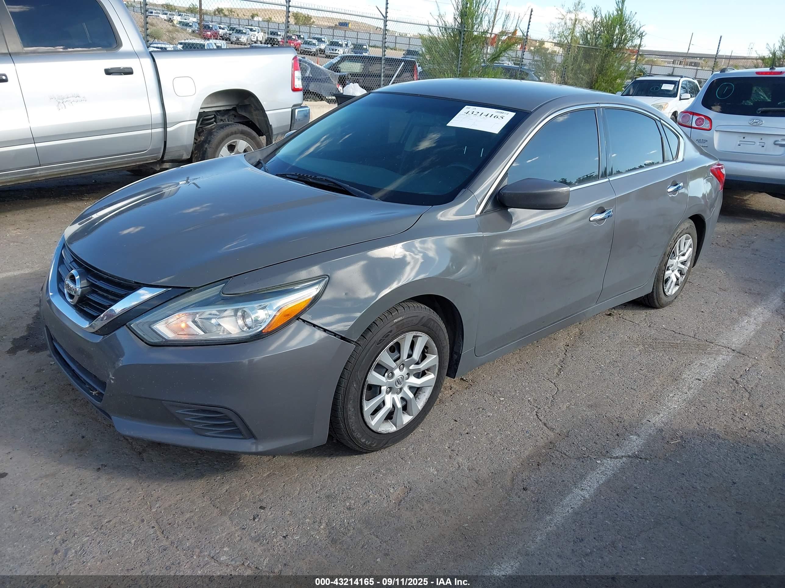 NISSAN ALTIMA image 2