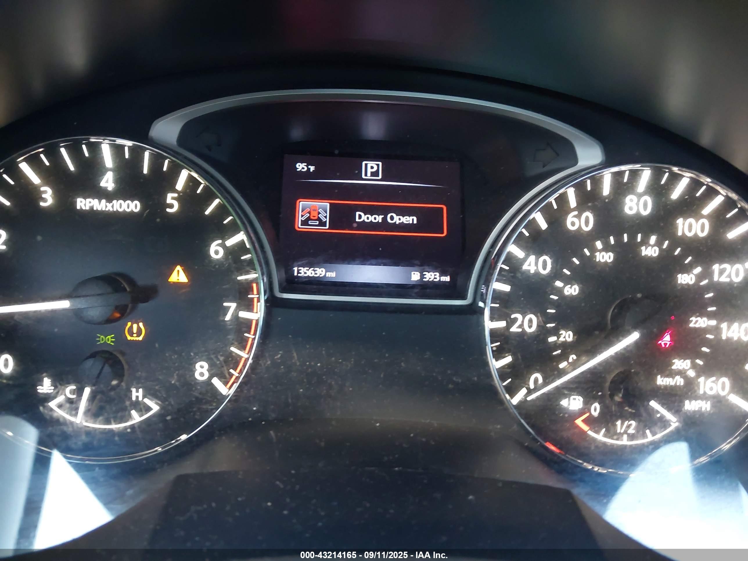 NISSAN ALTIMA image 7