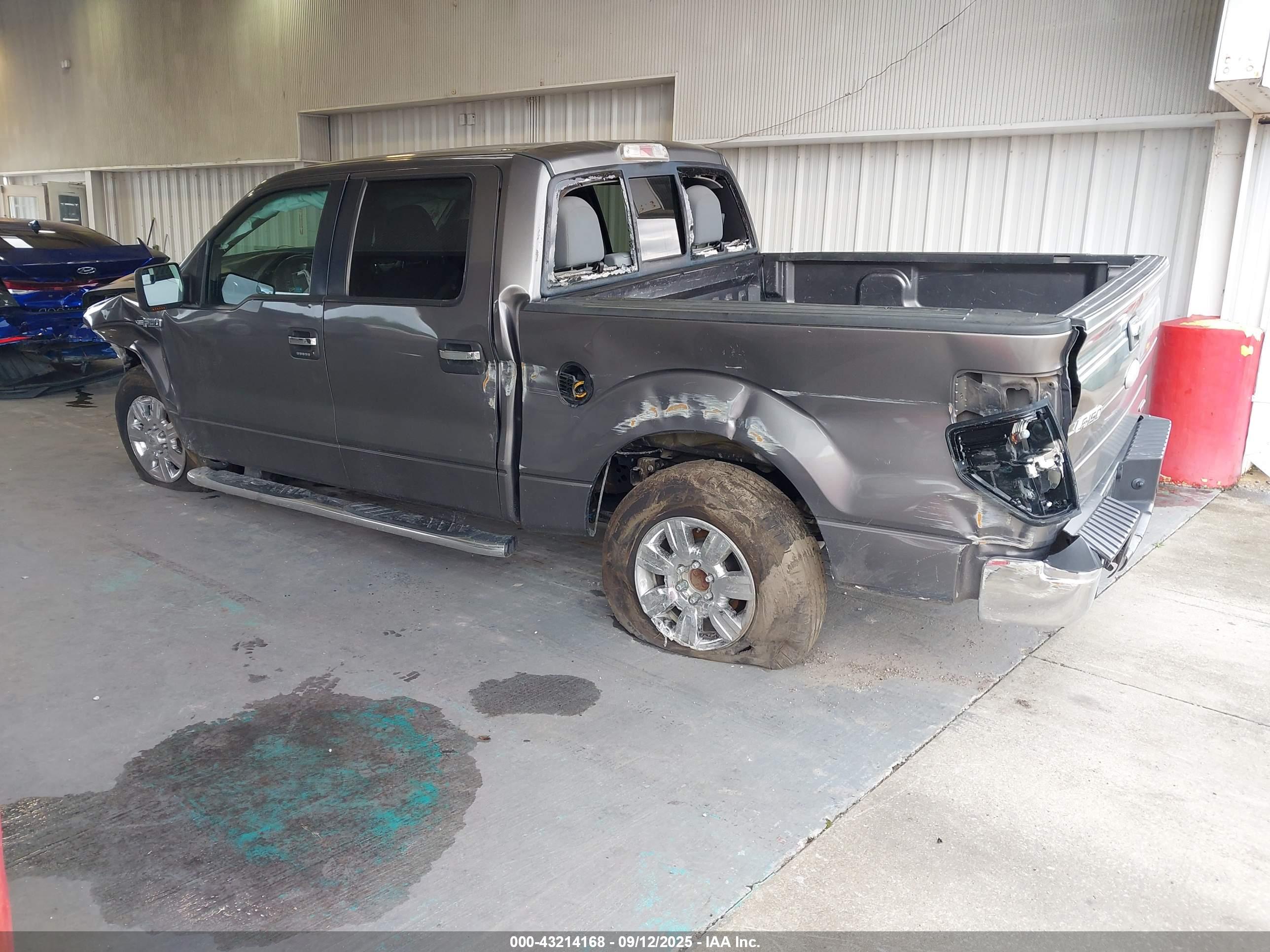 FORD F-150 image 3