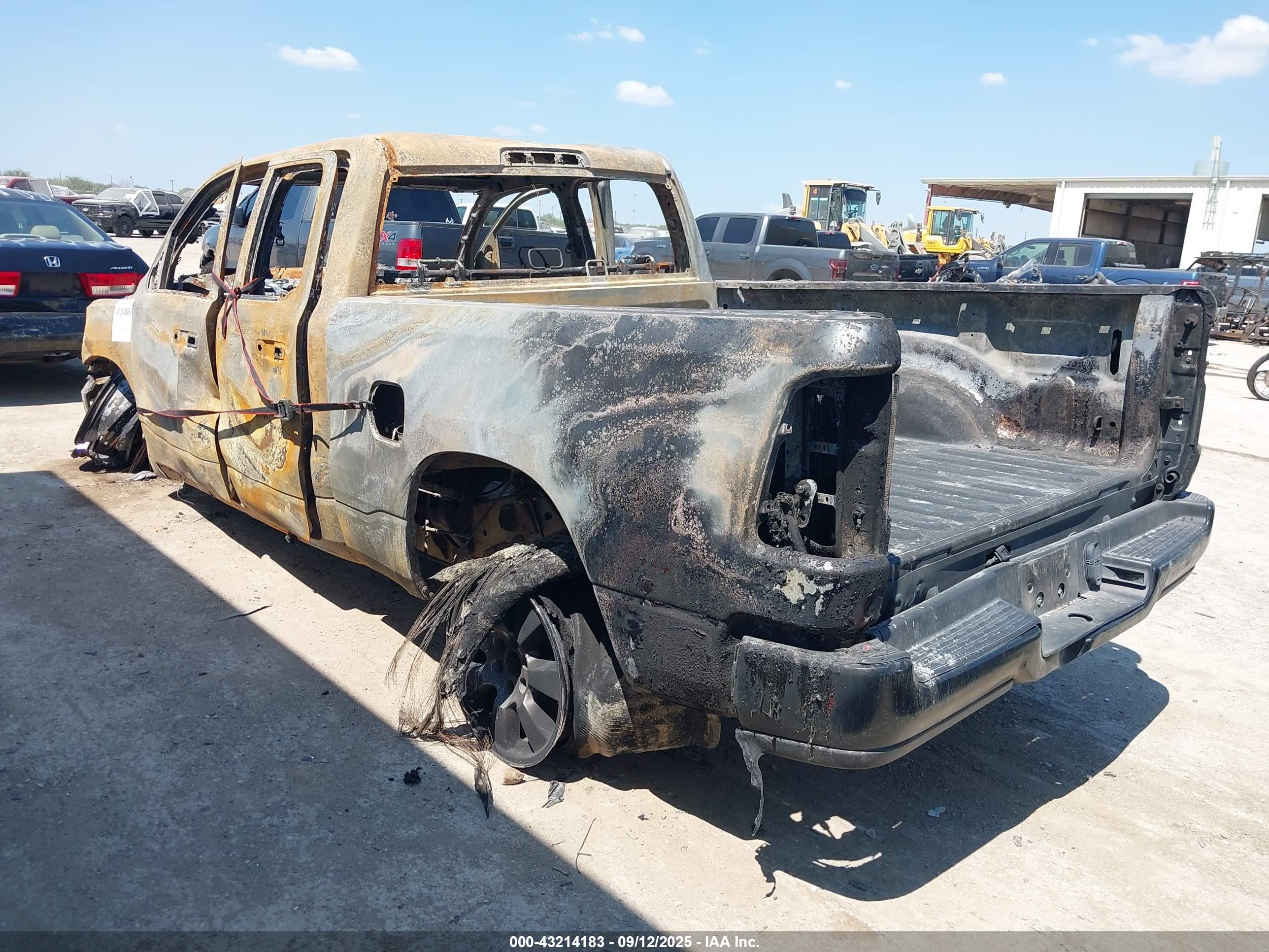 RAM 1500 image 3