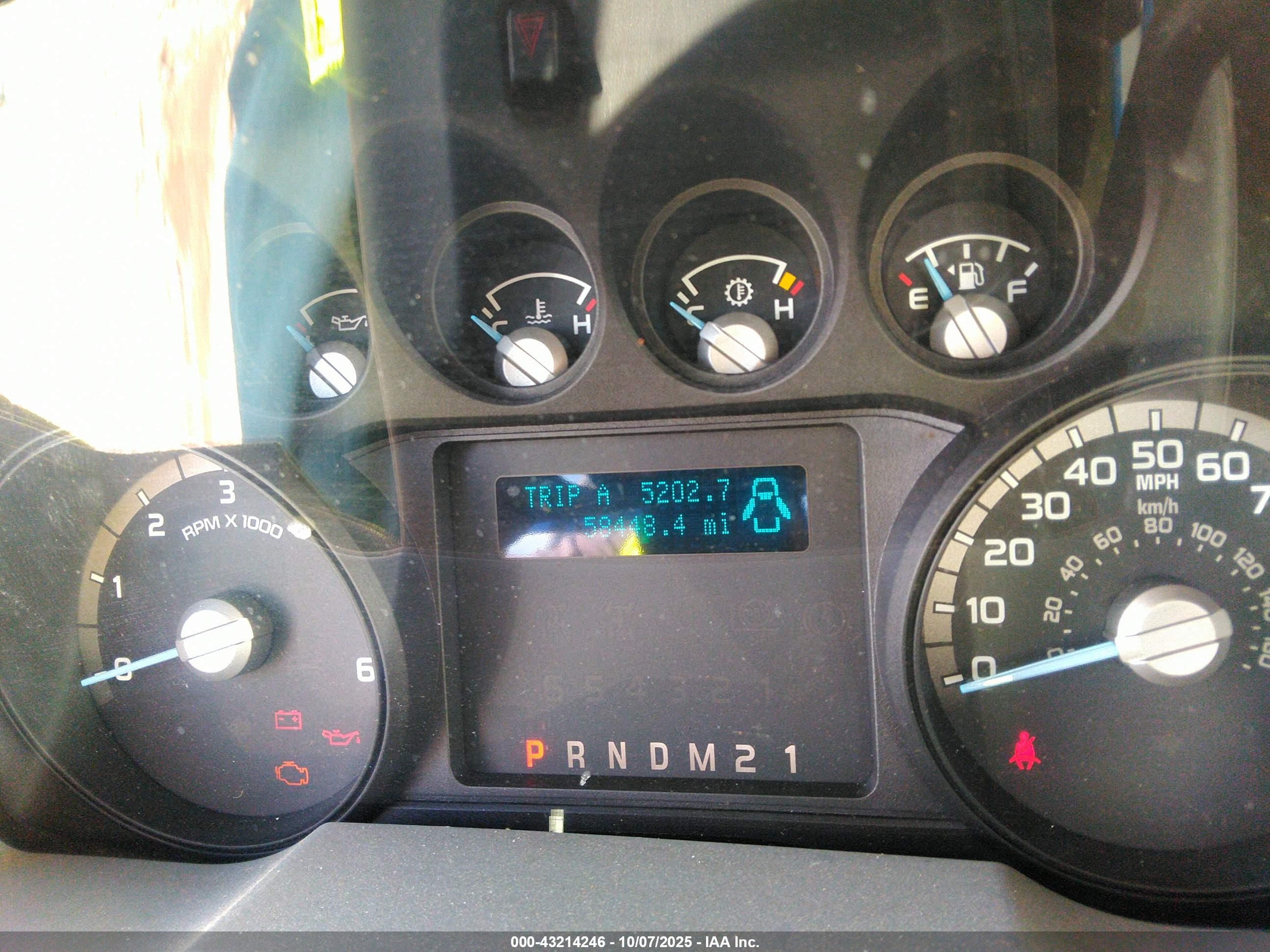 FORD F-650 image 6
