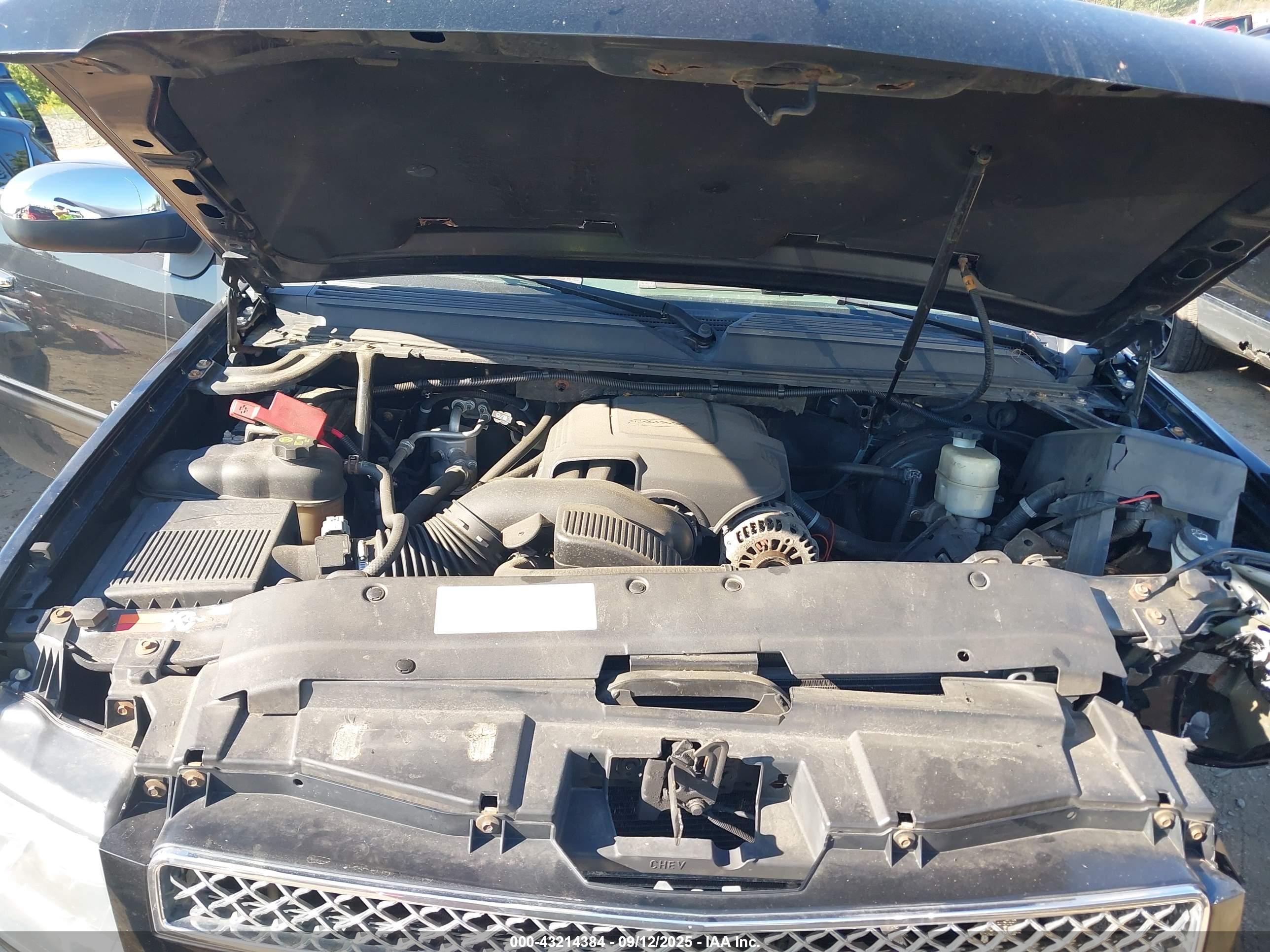 CHEVROLET AVALANCHE image 10
