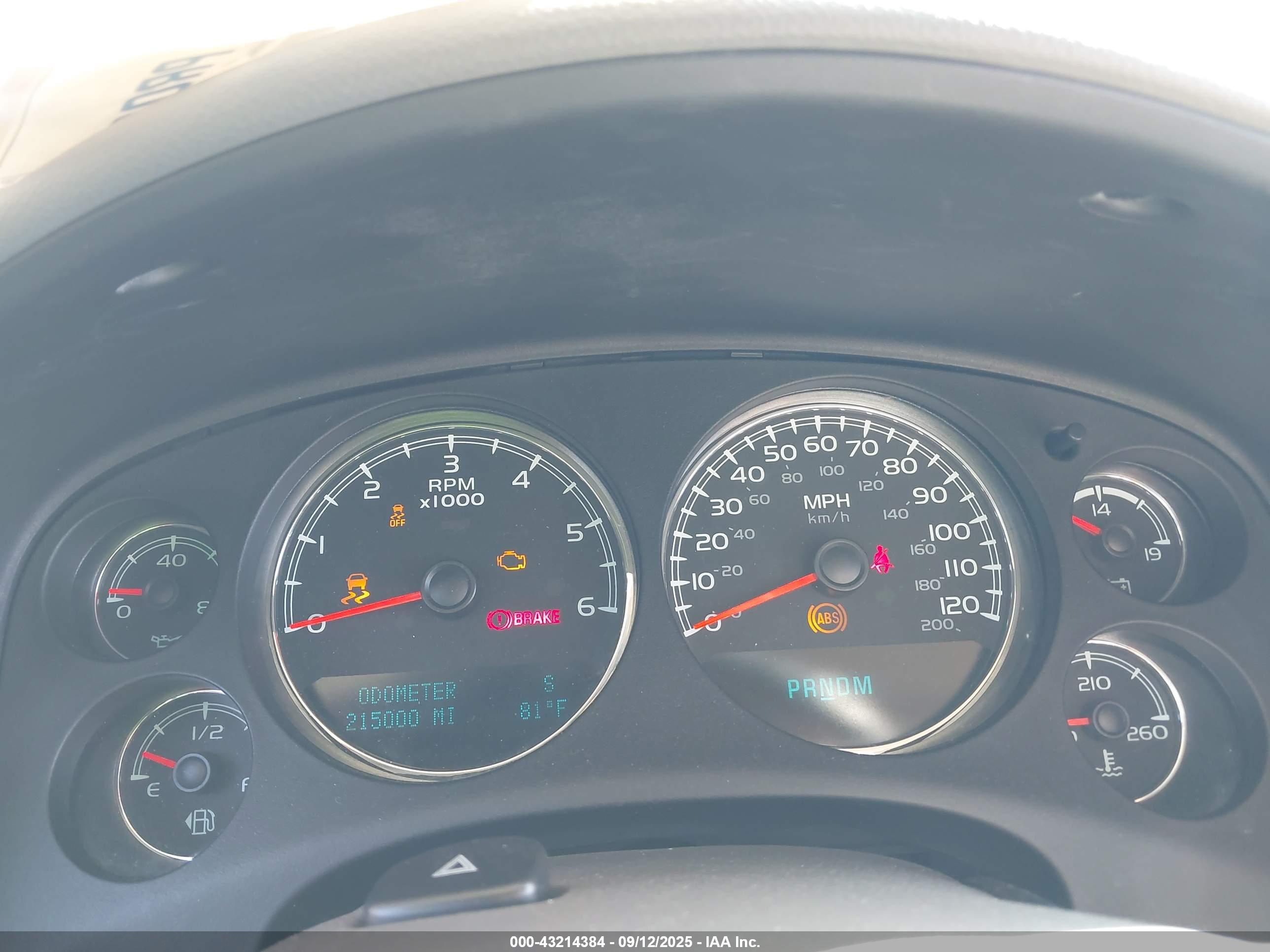 CHEVROLET AVALANCHE image 7