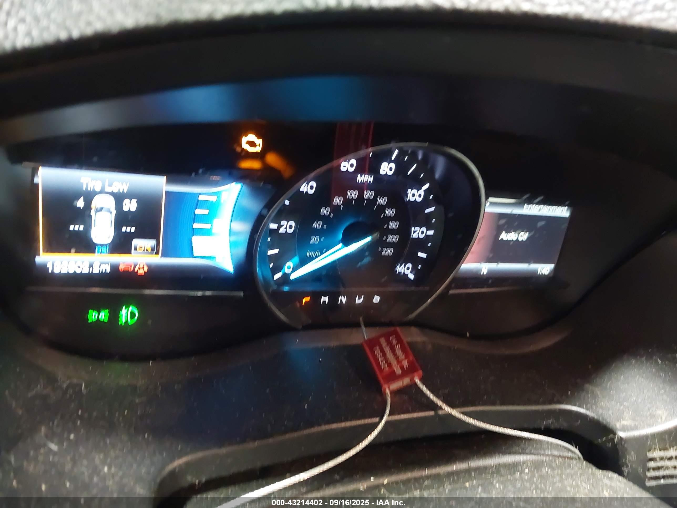 FORD EXPLORER image 7