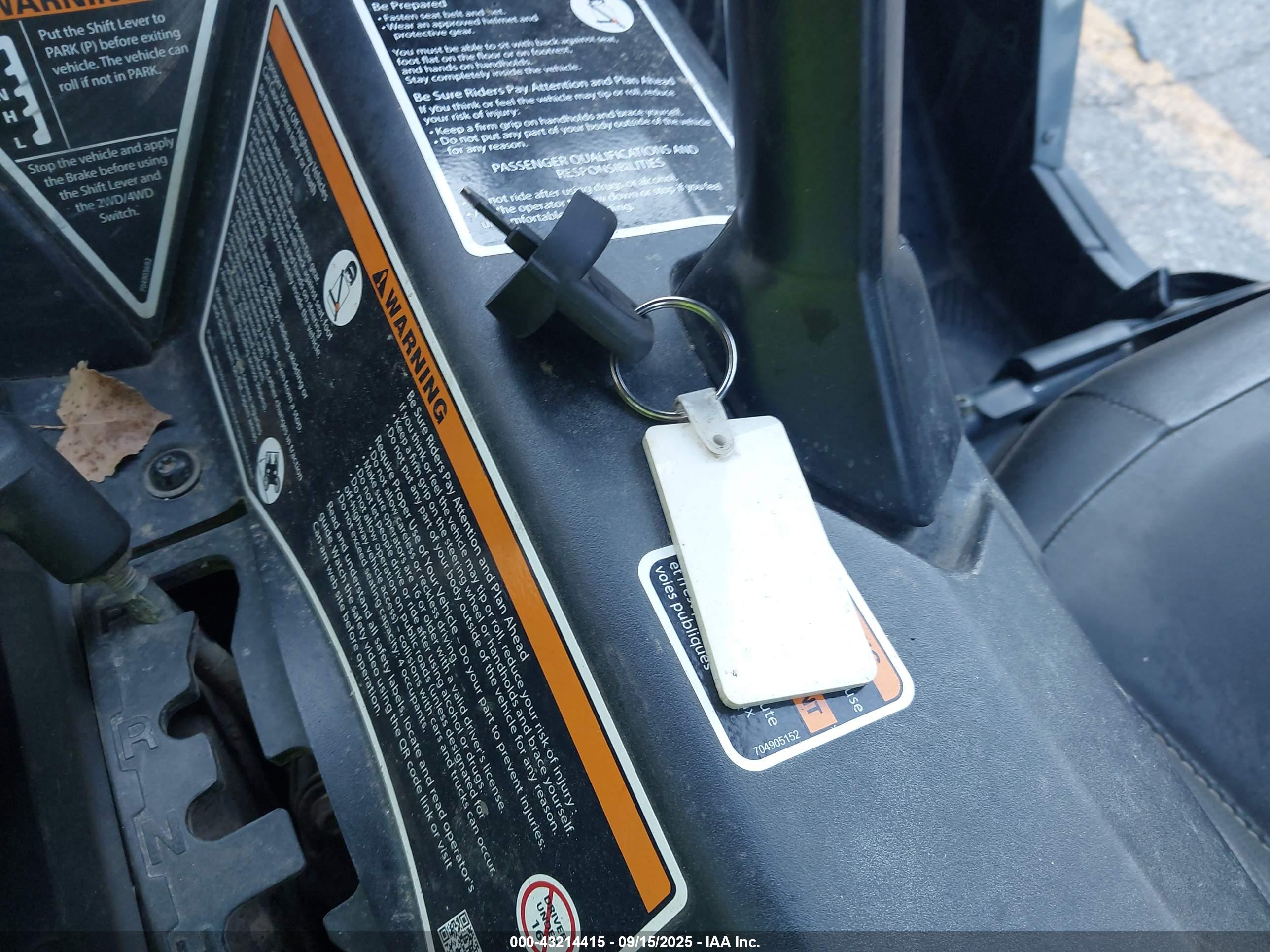 CAN-AM COMMANDER image 11