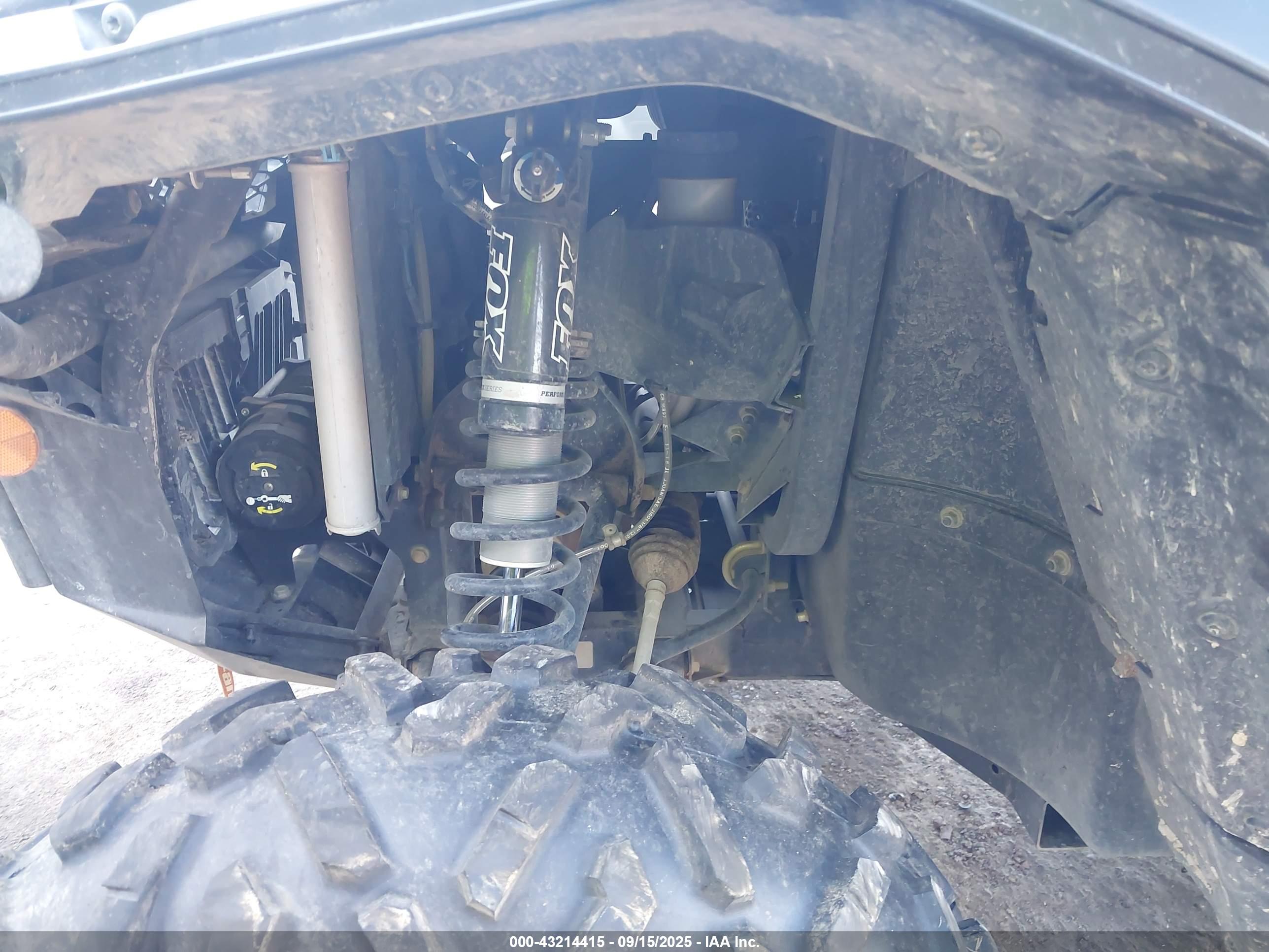 CAN-AM COMMANDER image 9