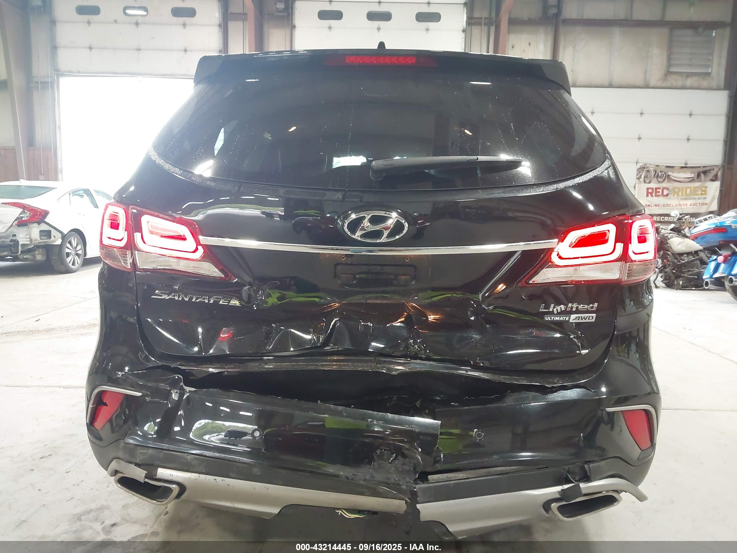 HYUNDAI SANTA image 6